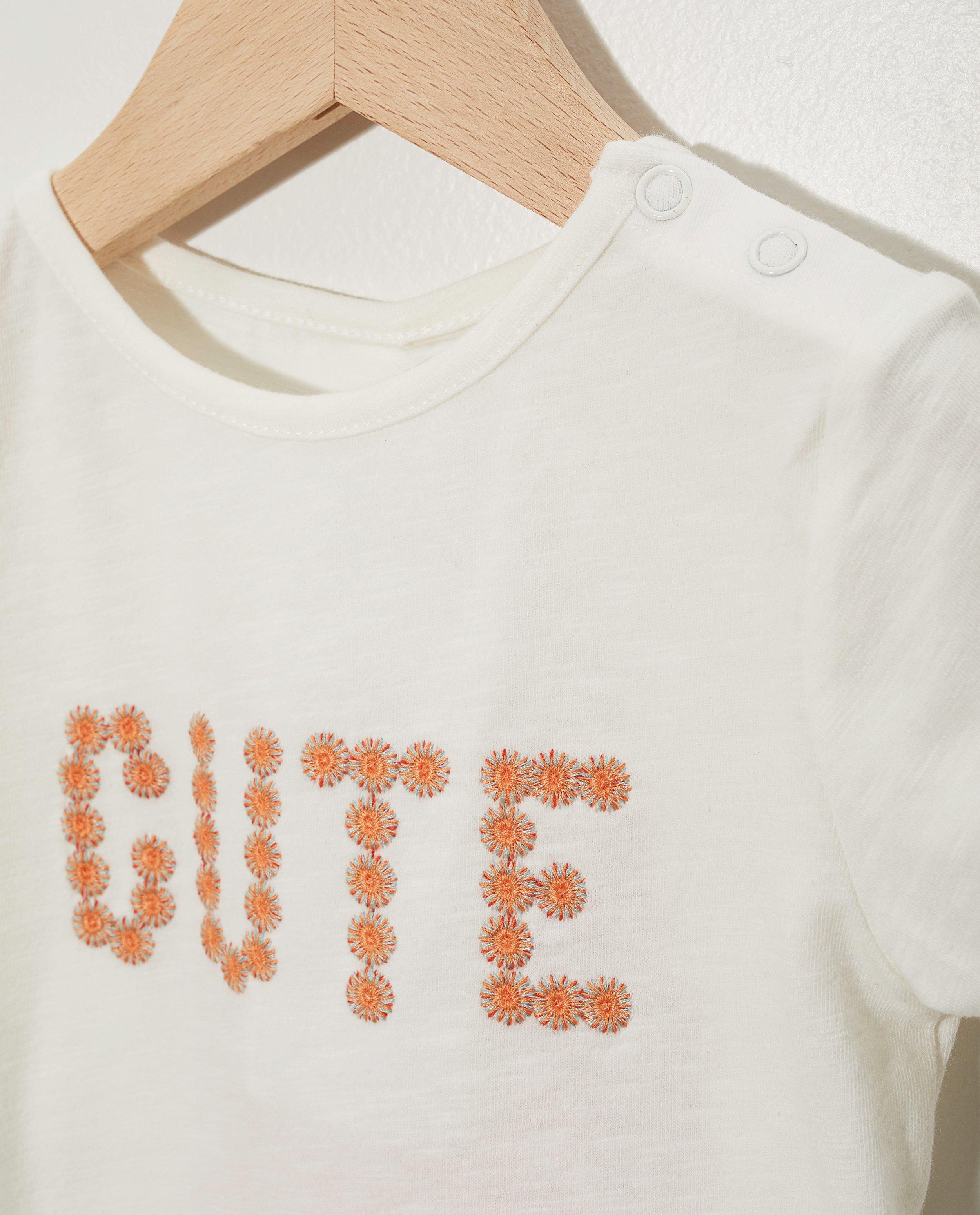 T-shirts - 