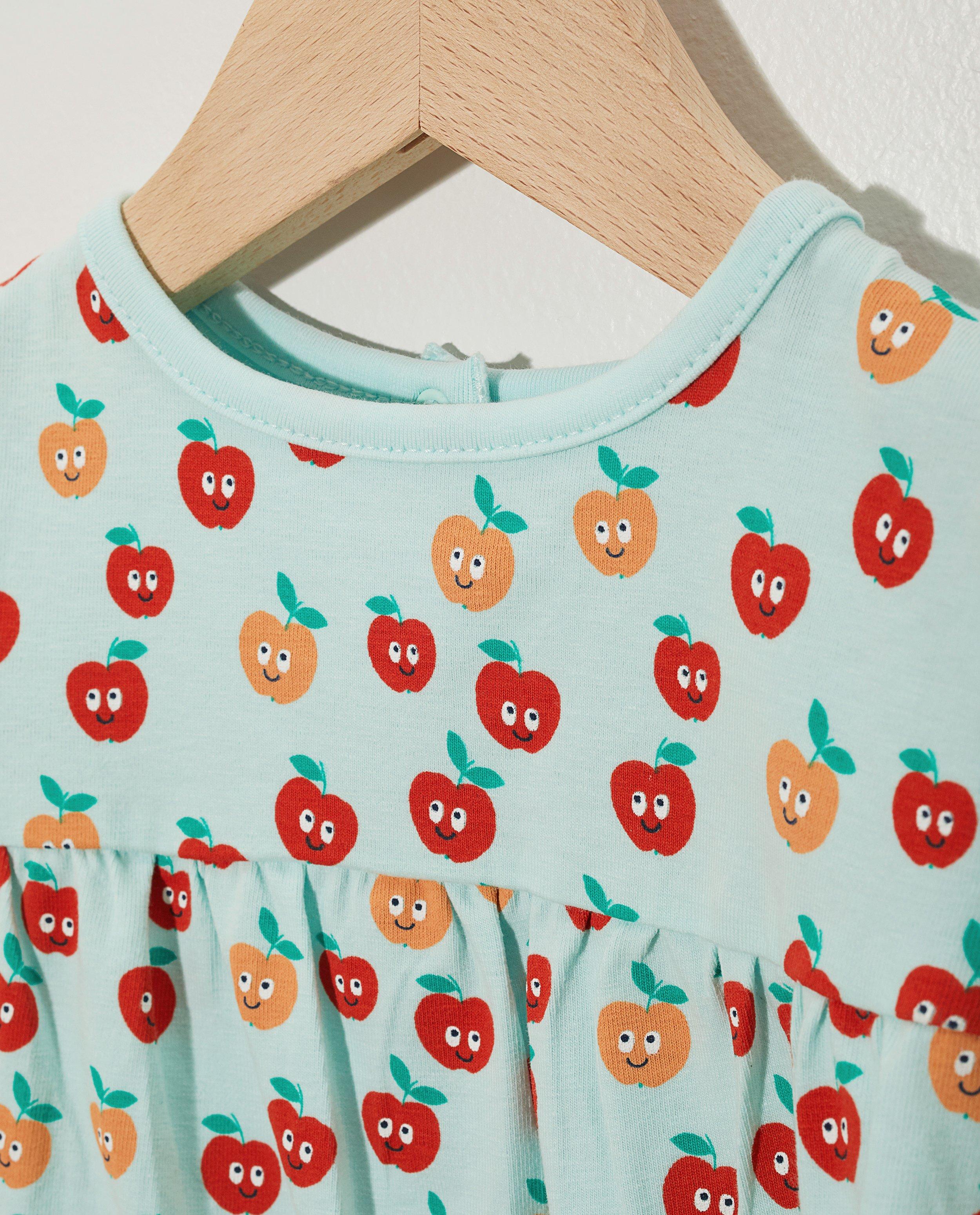 T-shirts - 