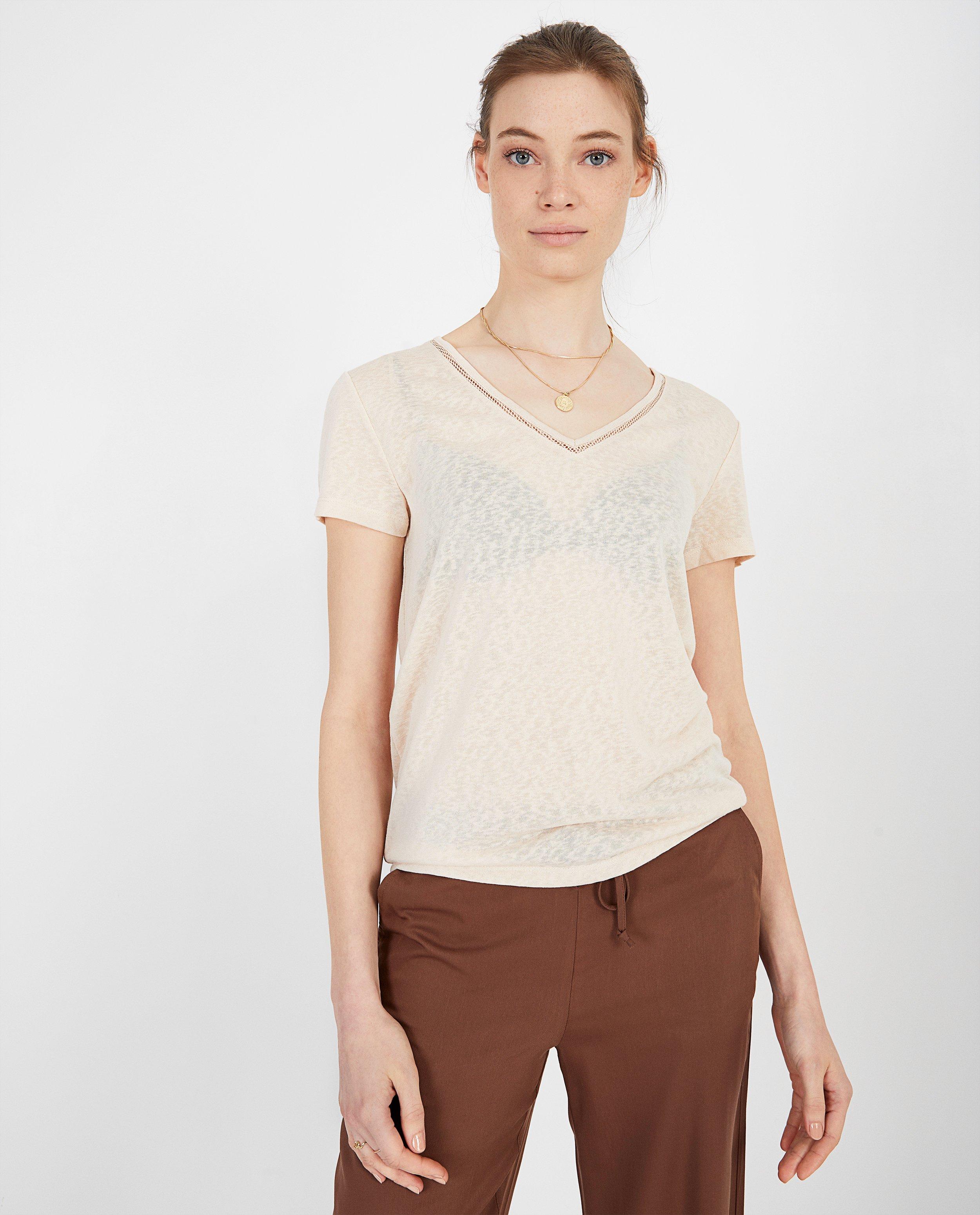 T-shirts - 
