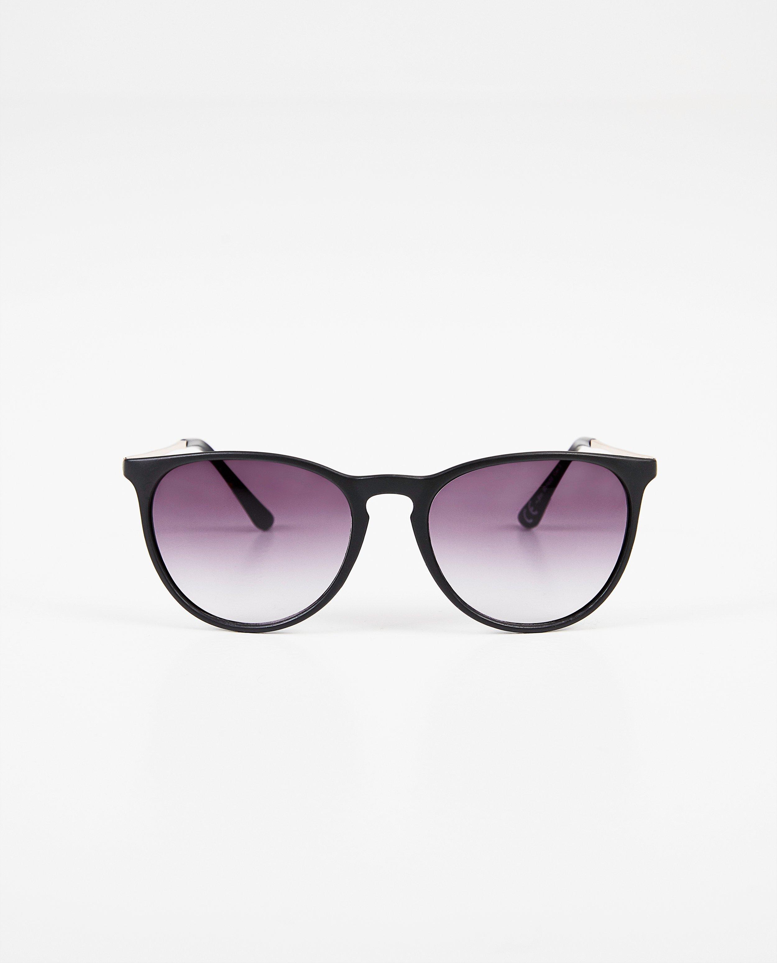 Lunettes de soleil noires - verres dégradés - JBC