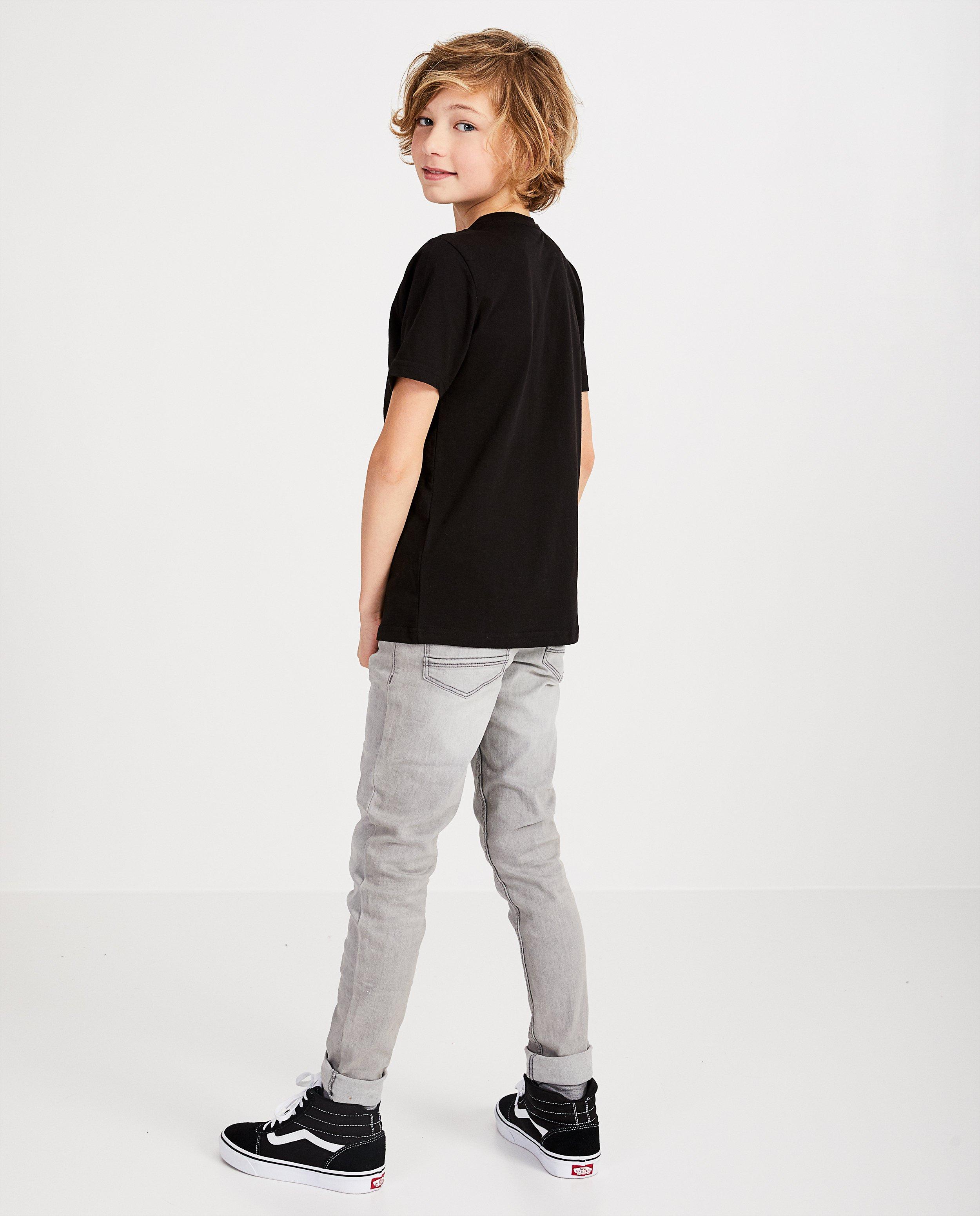 T-shirts - 