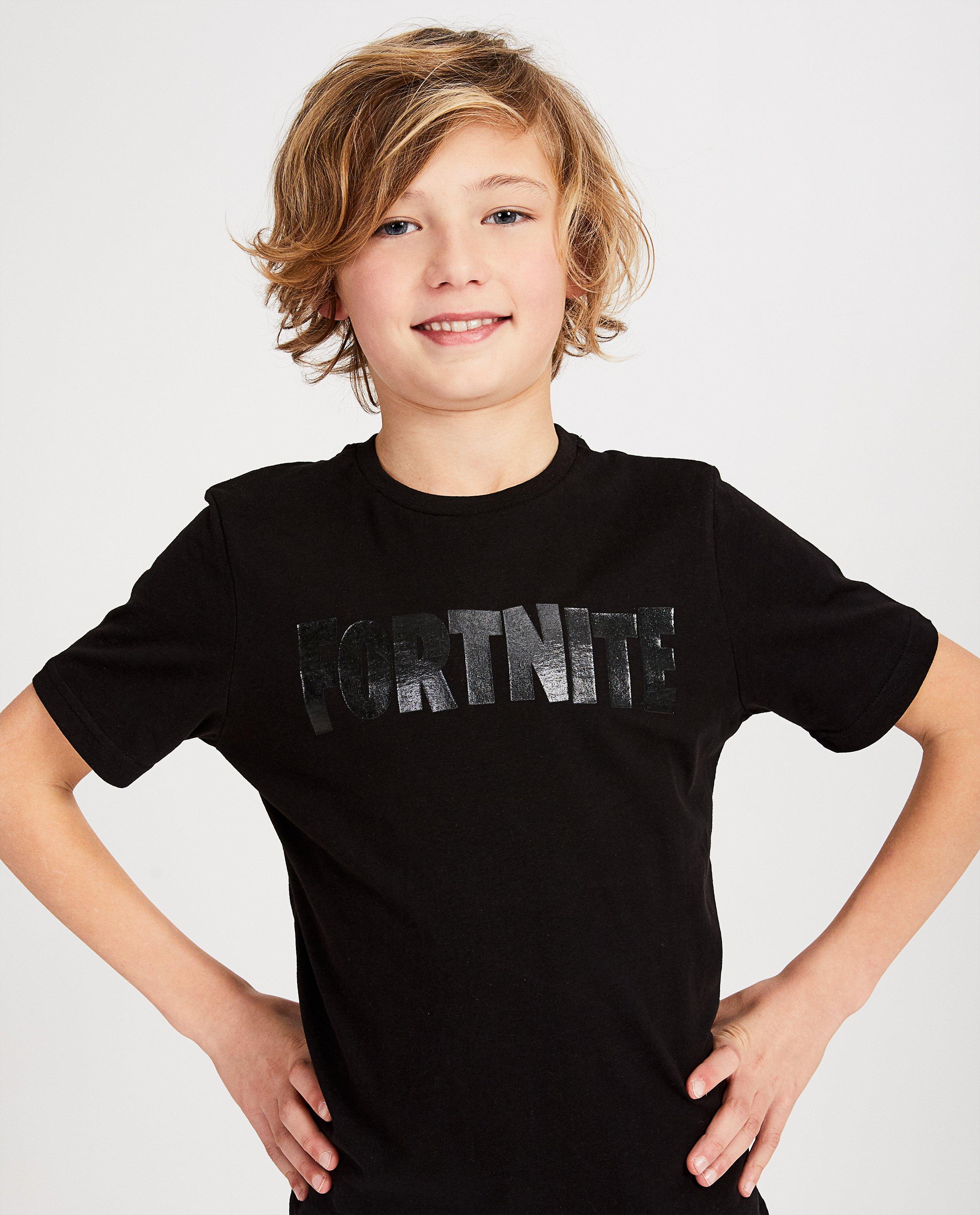 T-shirts - 