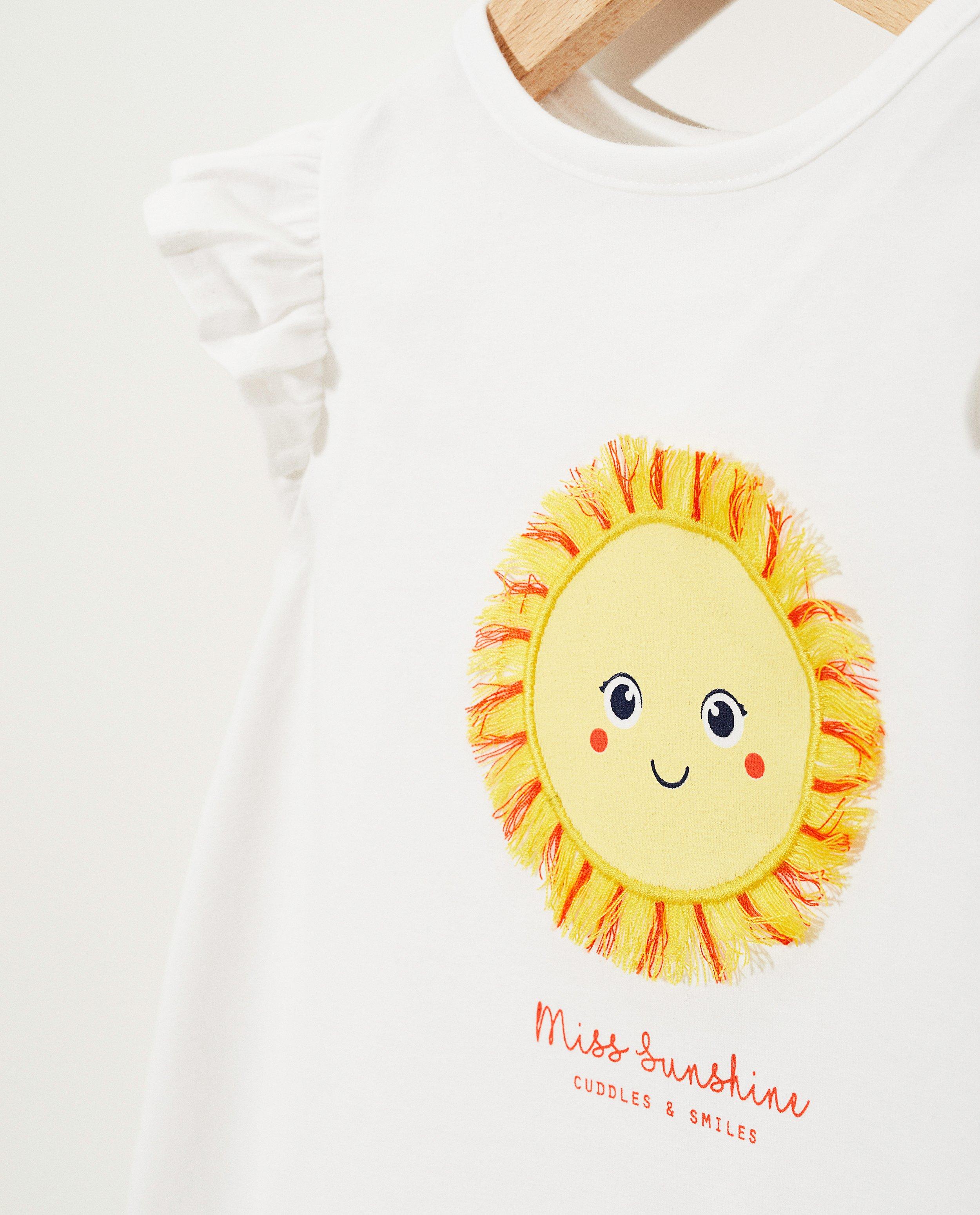 T-shirts - 