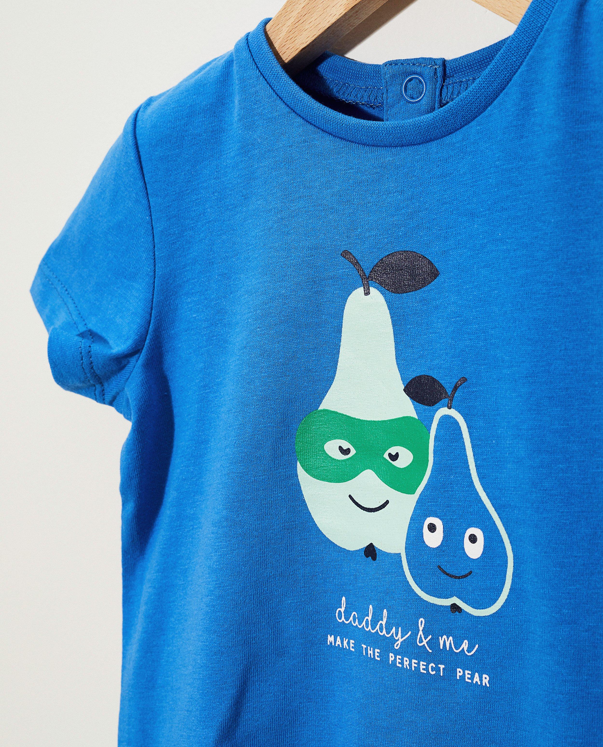 T-shirts - 