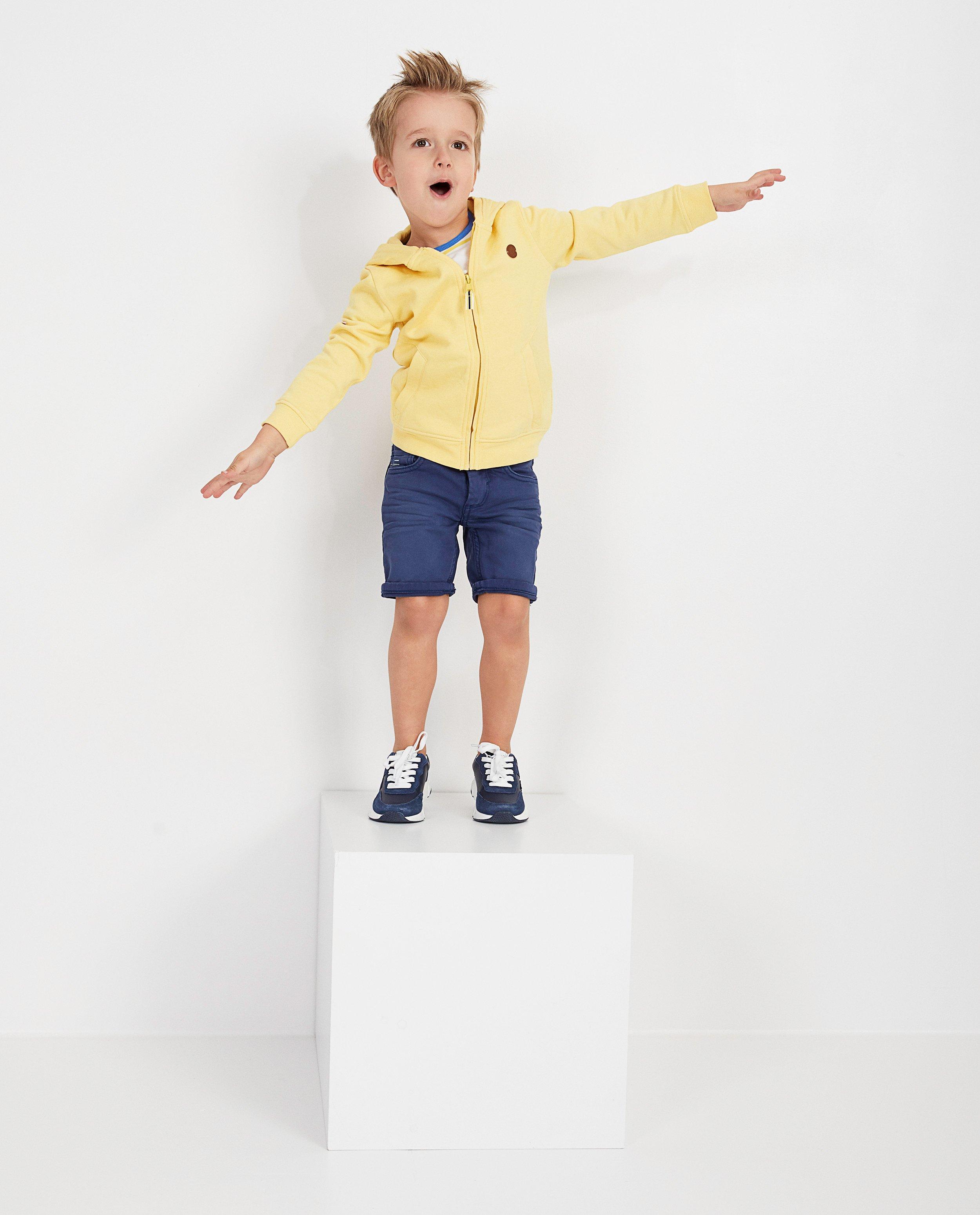 Geel vest met kap Piet Piraat - sweatvest - Piet Piraat
