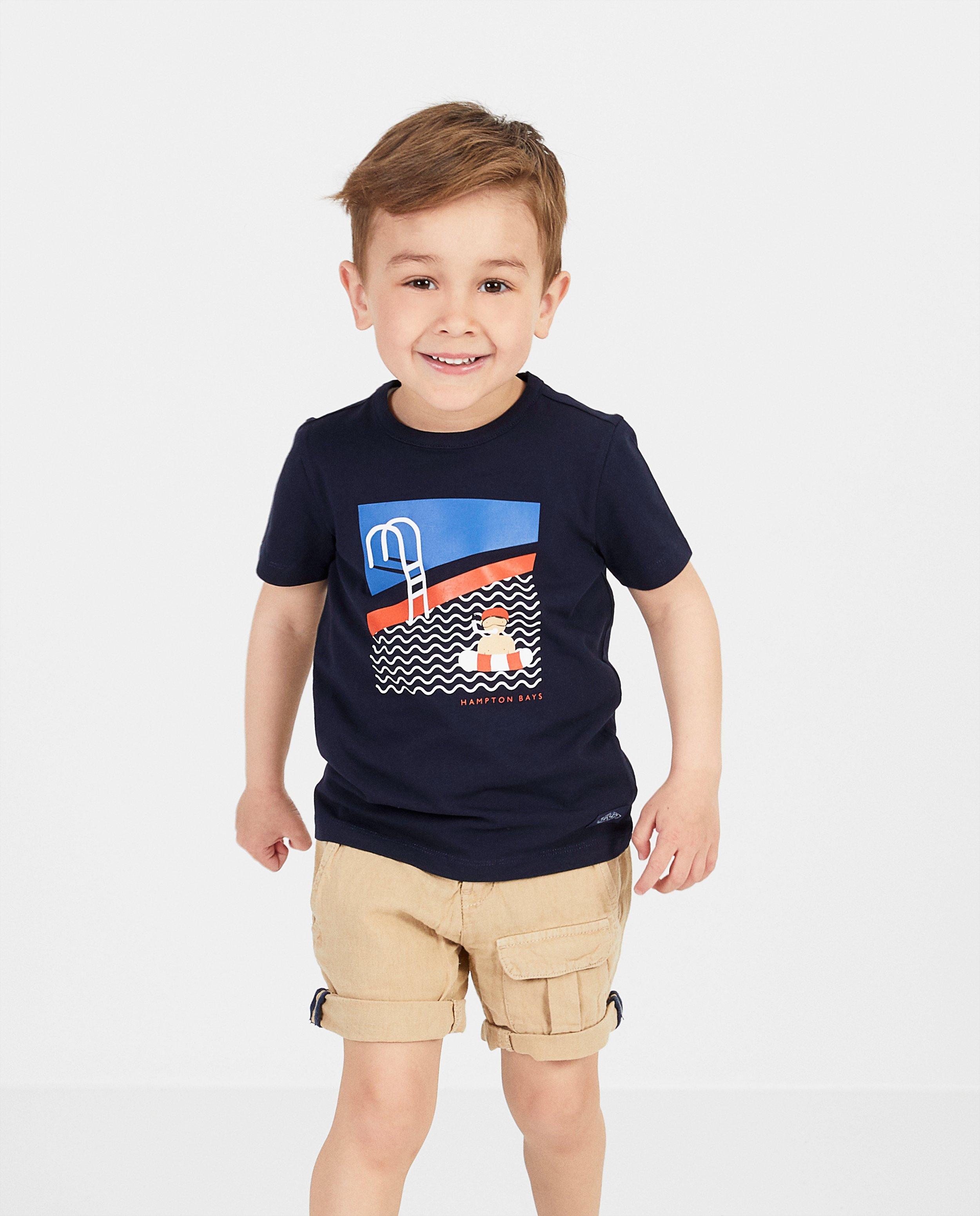 T-shirts - 