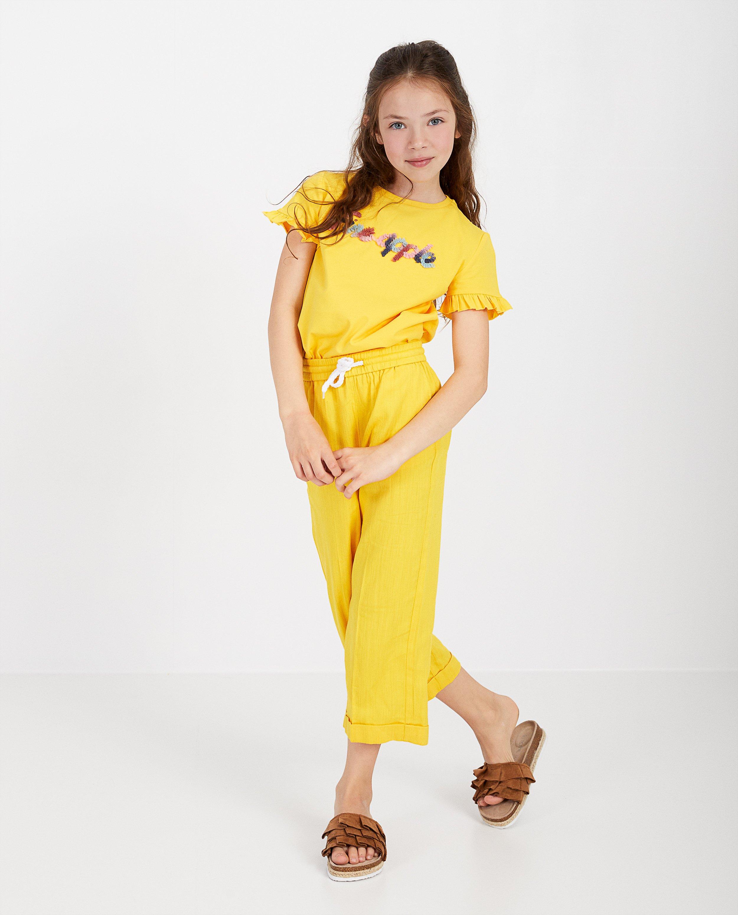 T-shirt jaune avec une inscription - ruches - Fish & Chips