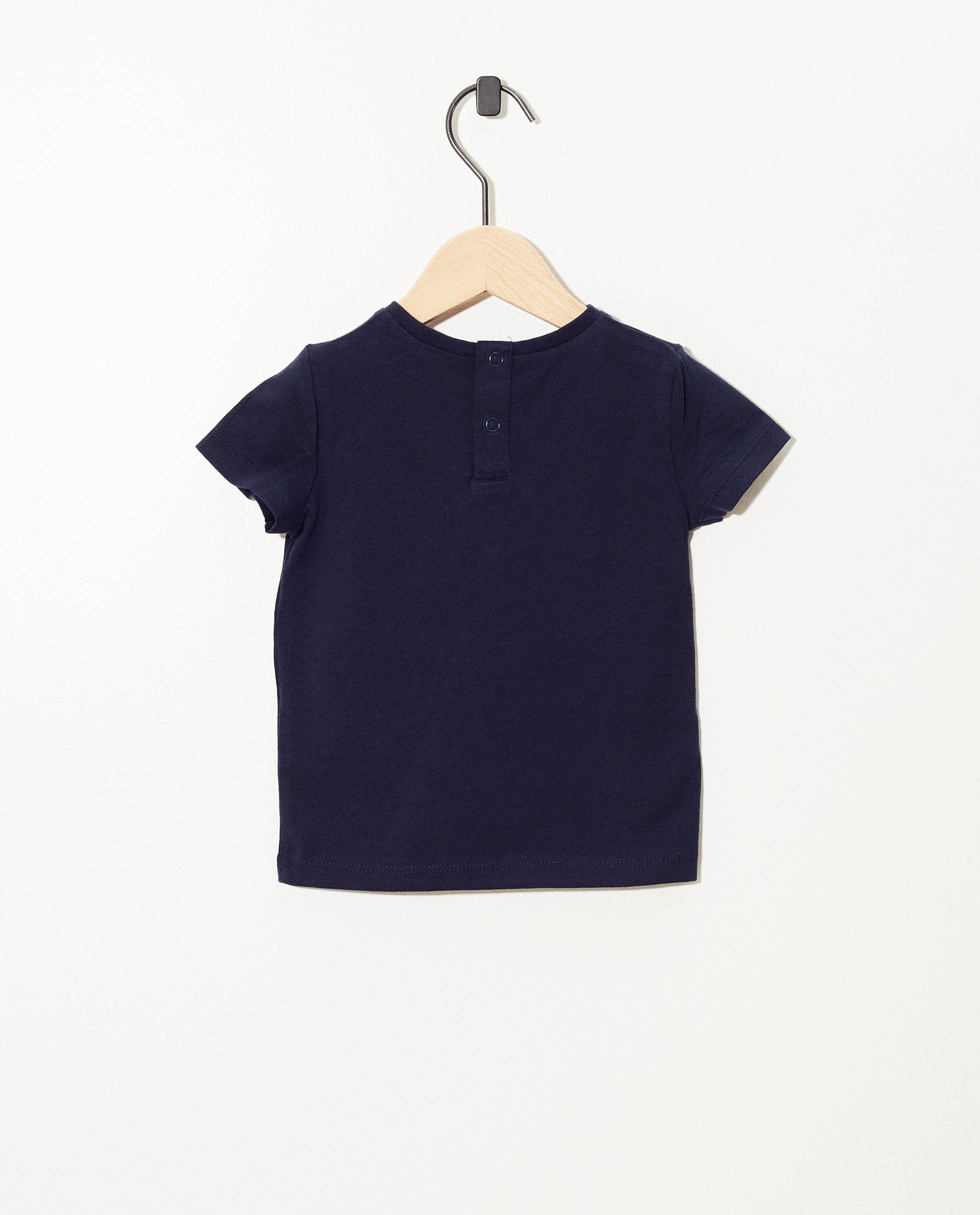 T-shirts - 