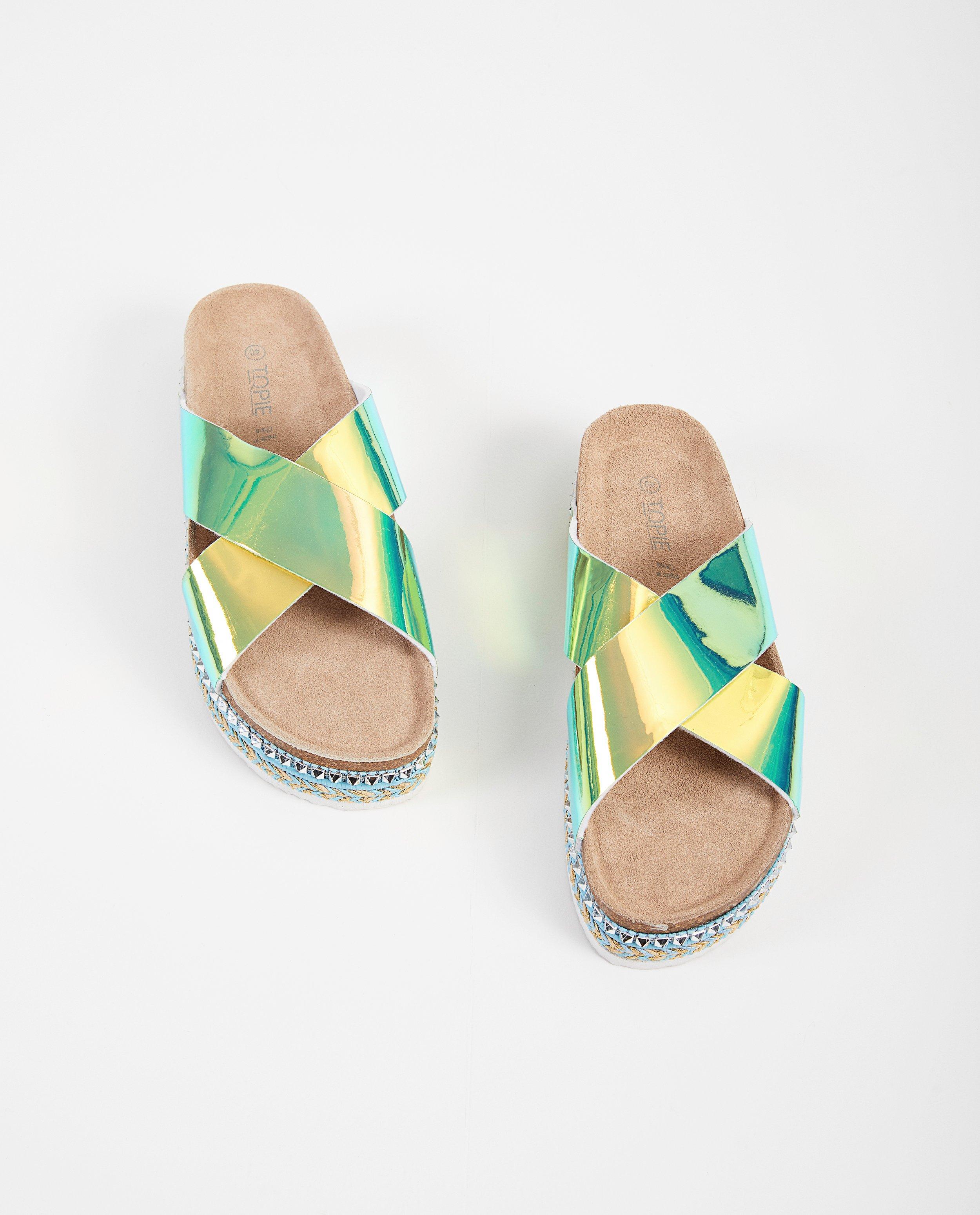 Chaussures - Tongs compensées