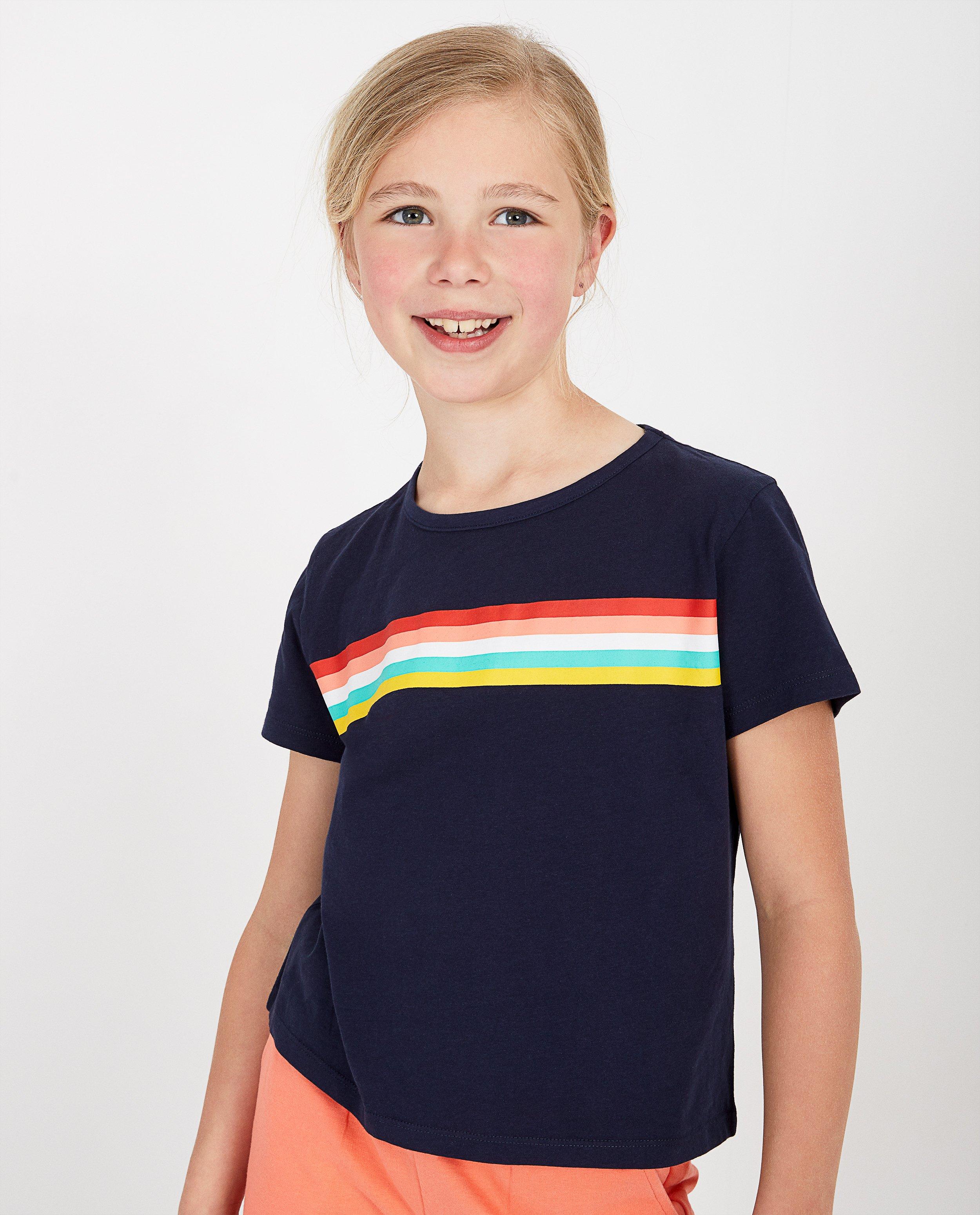 T-shirts - 
