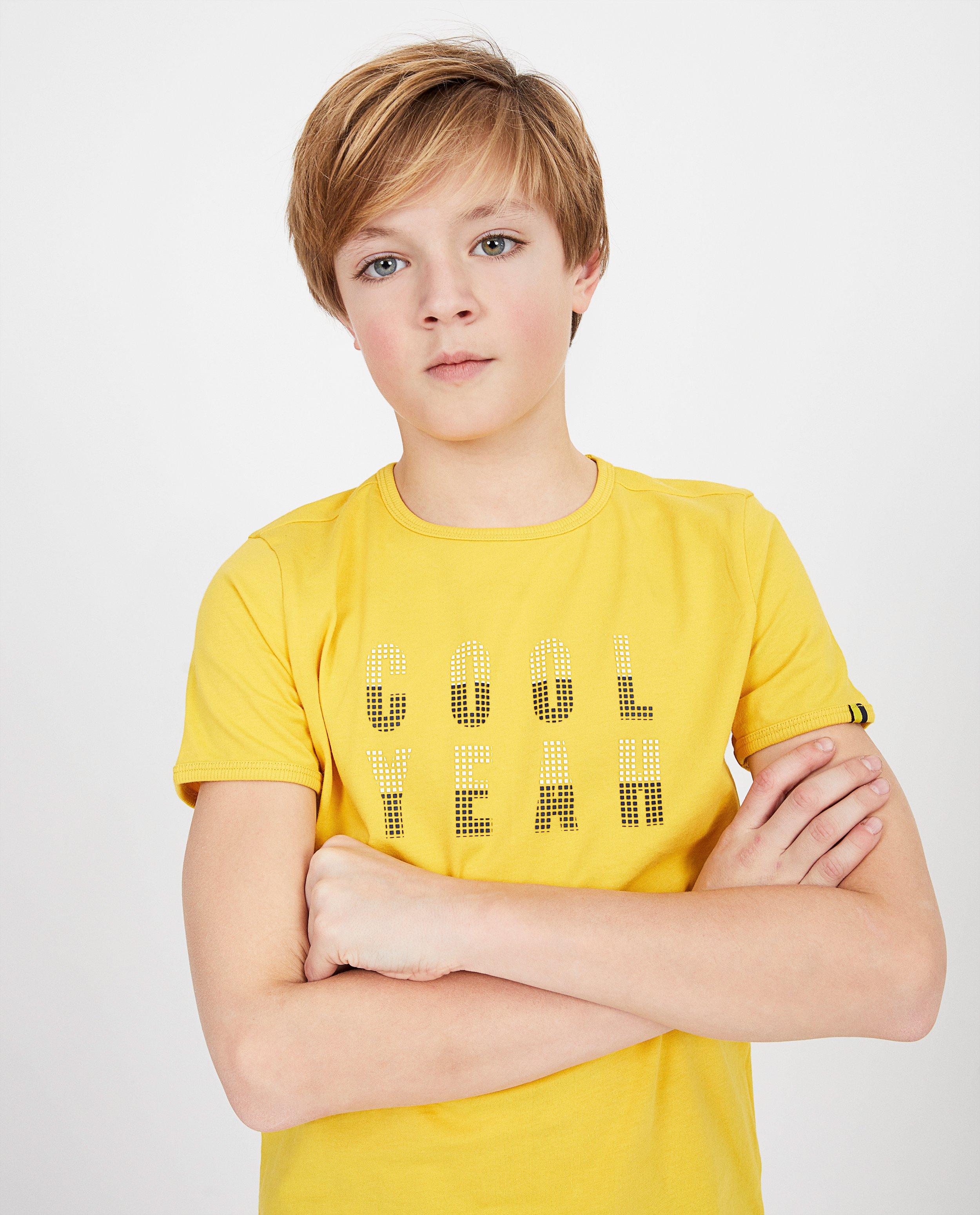 T-shirts - 