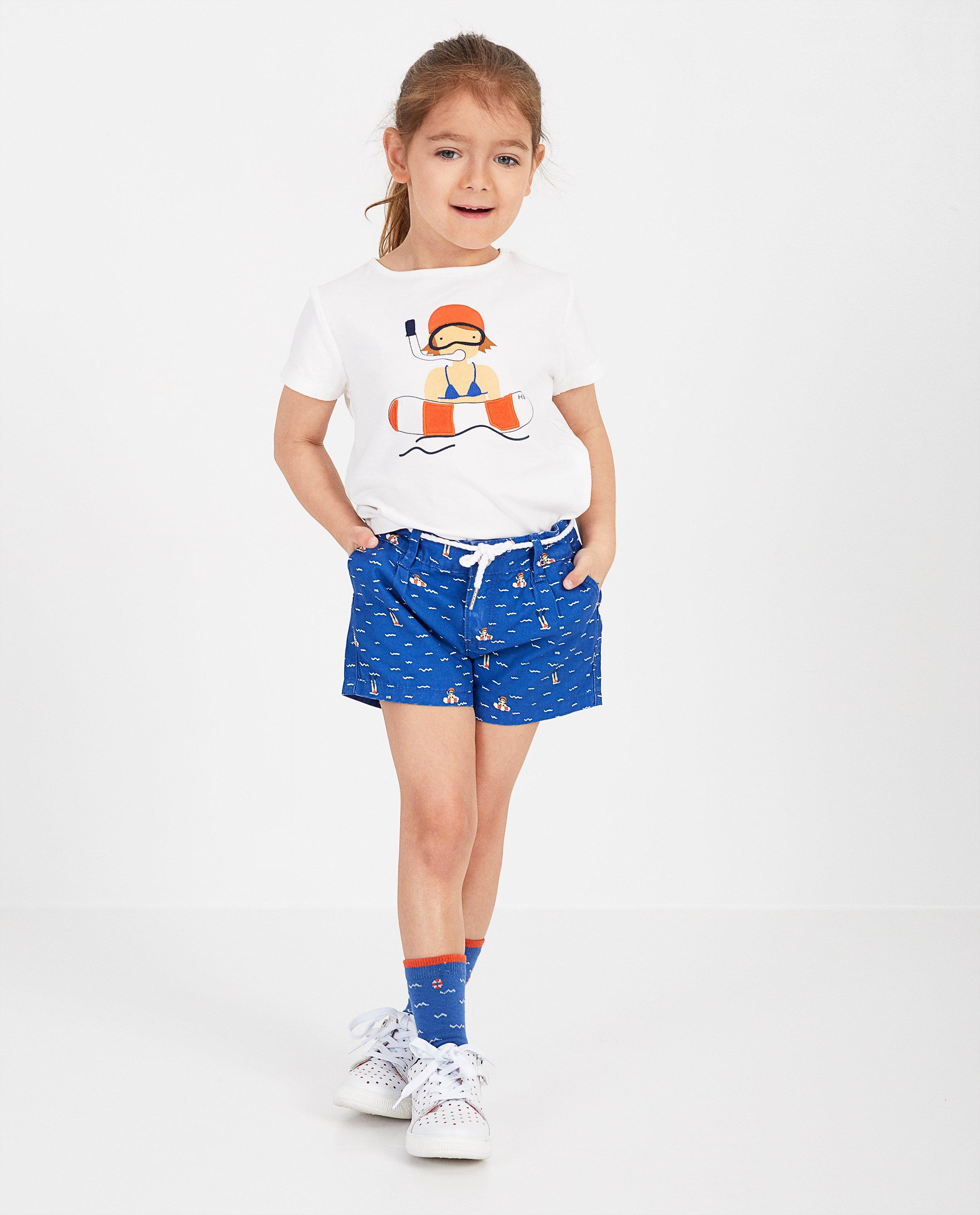T-shirts - 