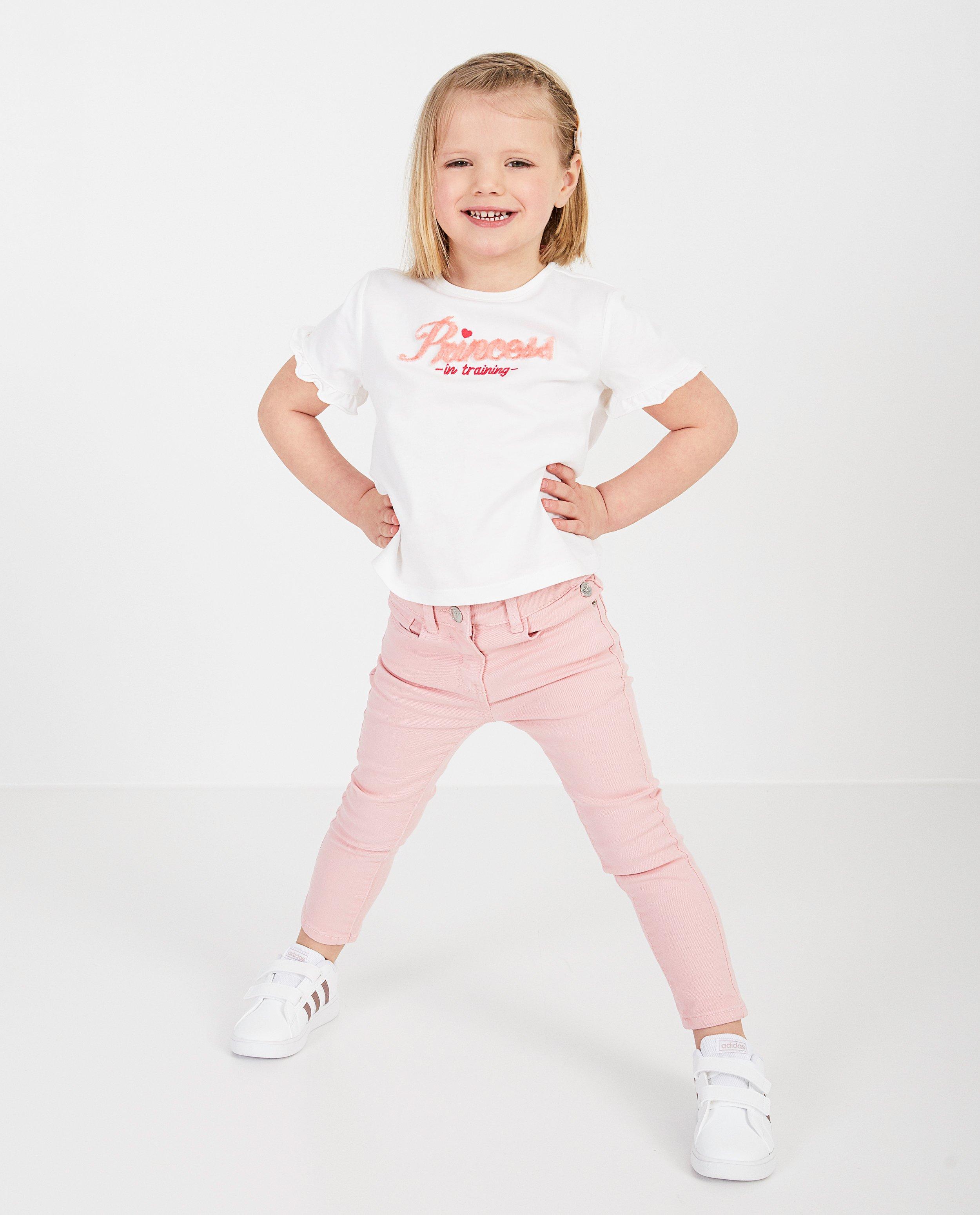null - null - Prinsessia