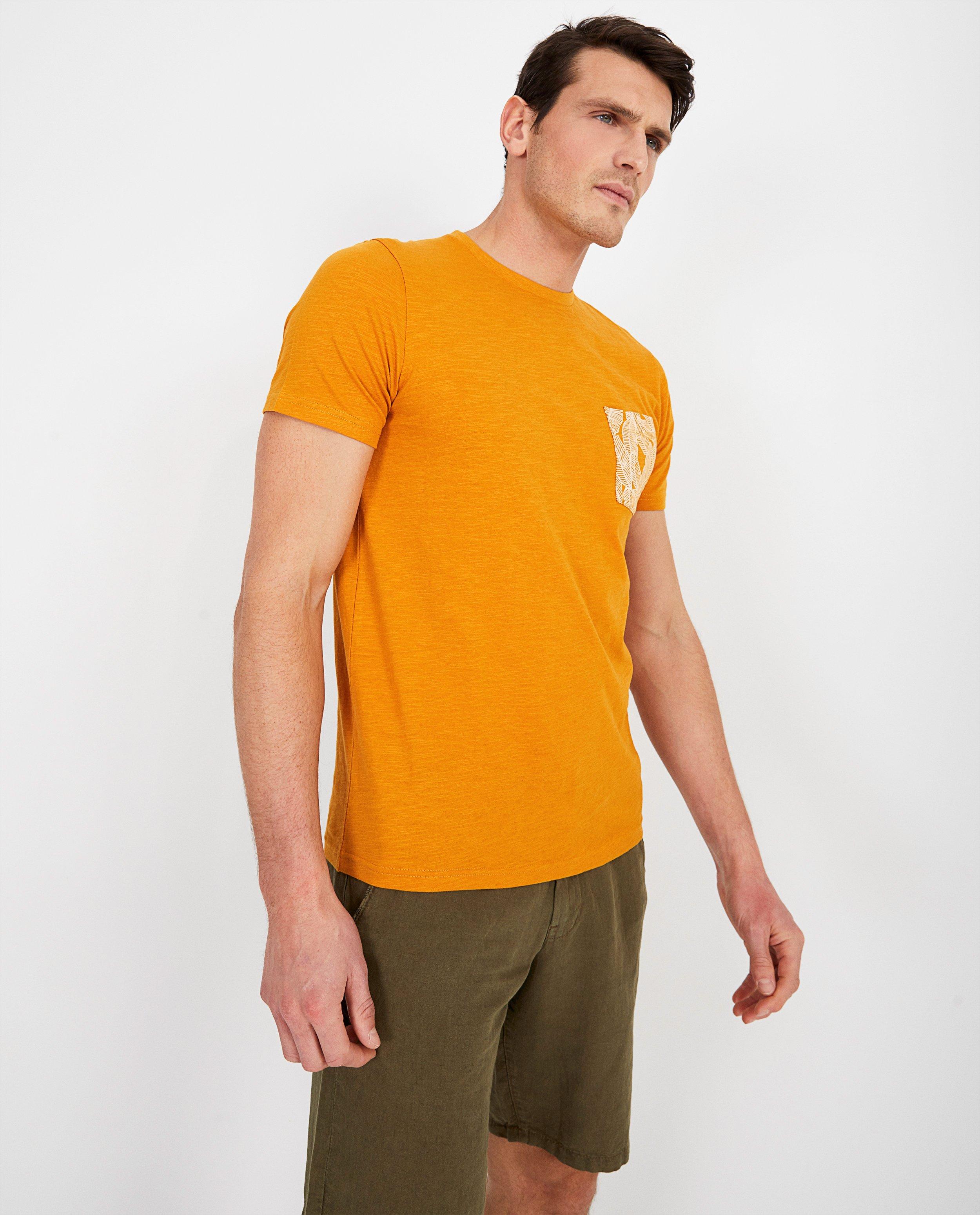 T-shirts - 