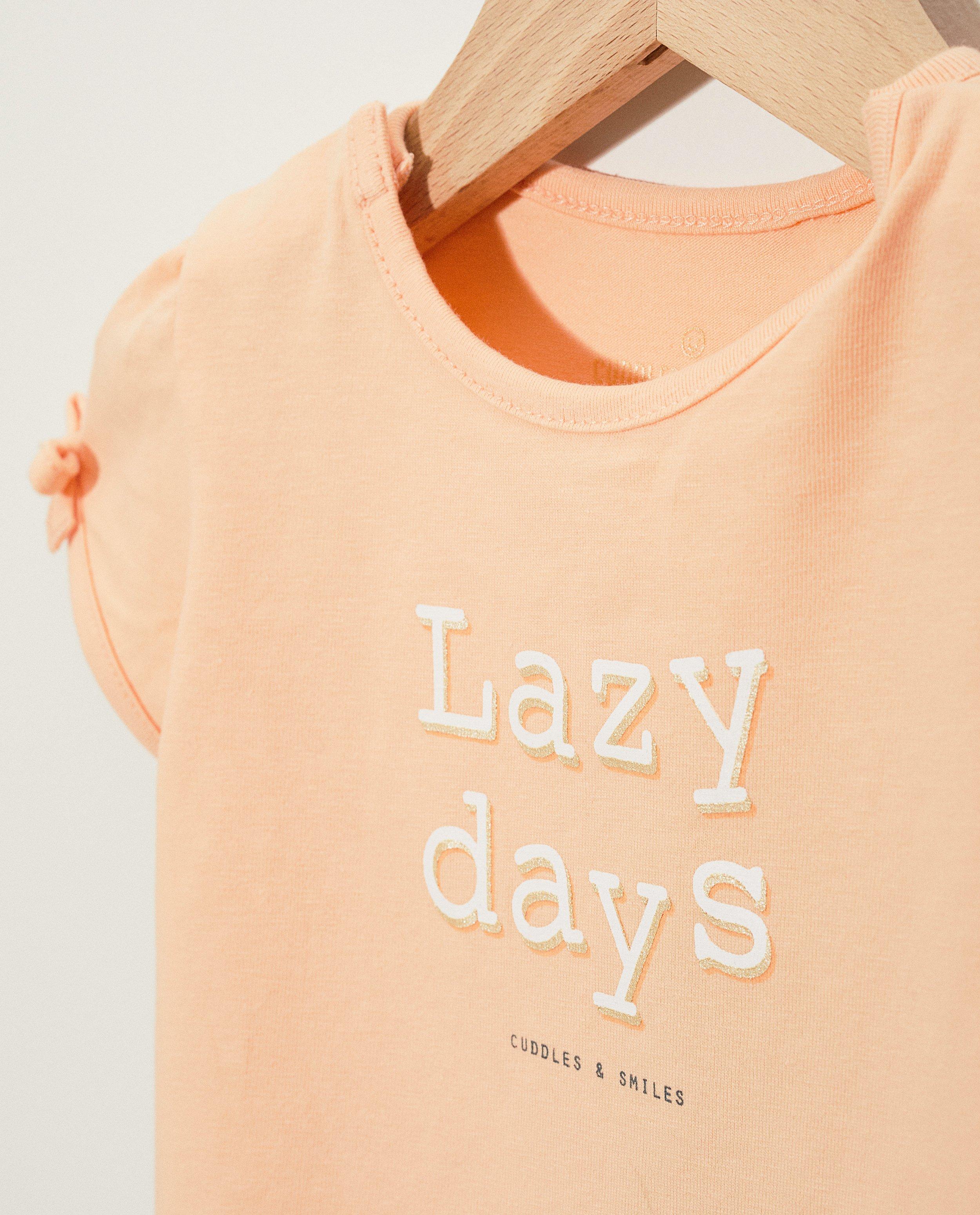 T-shirts - 
