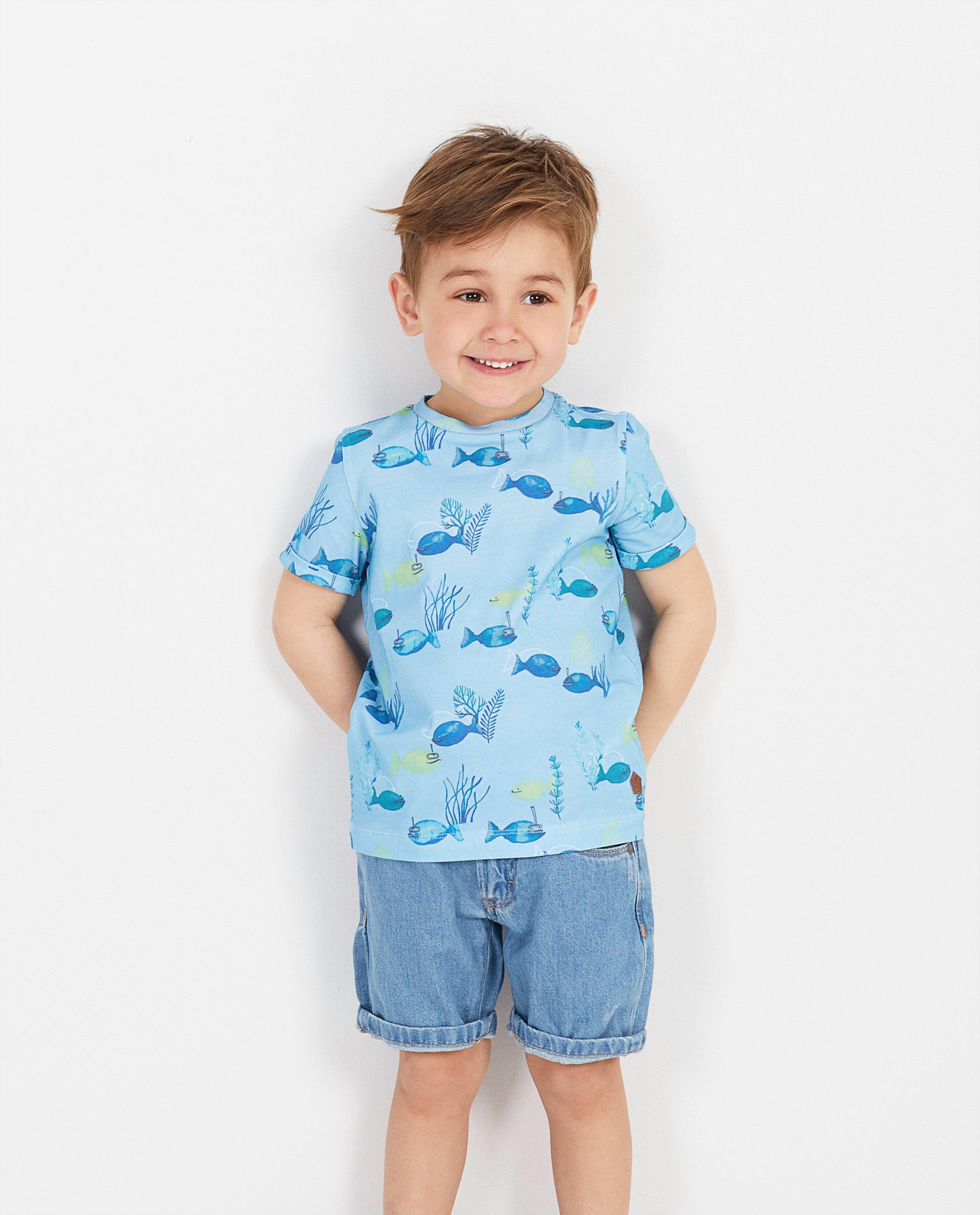 T-shirts - 