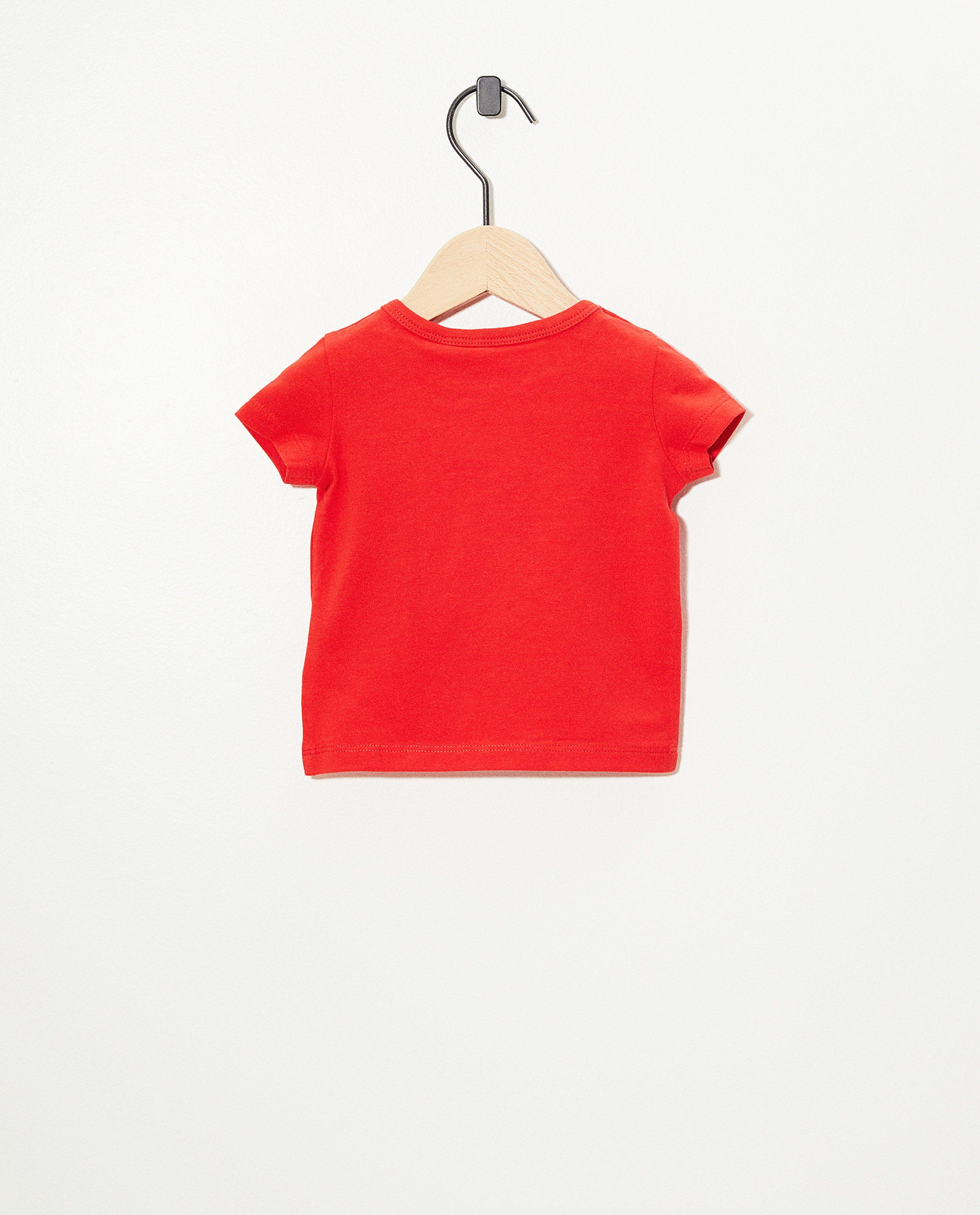 T-shirts - 
