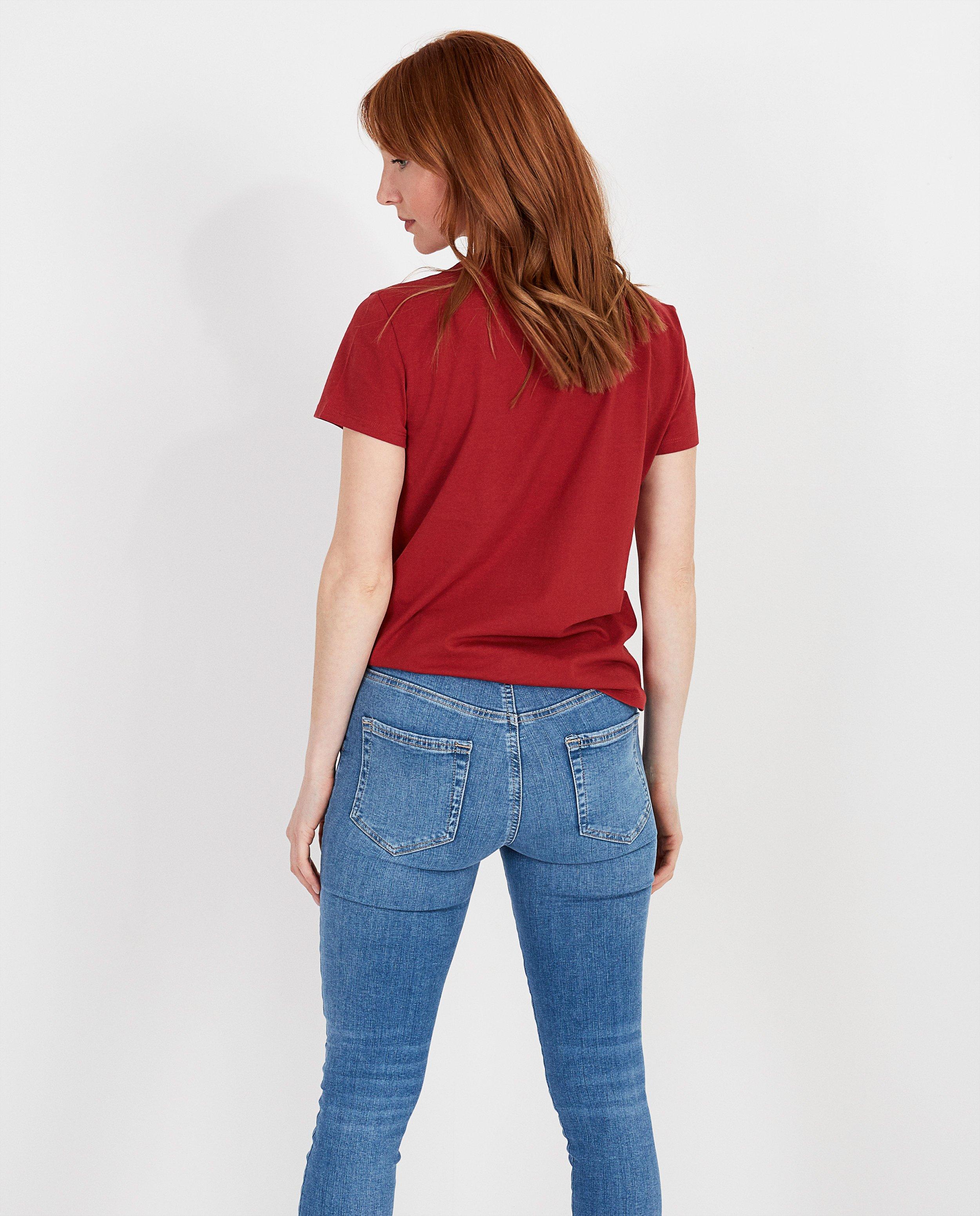 T-shirts - 