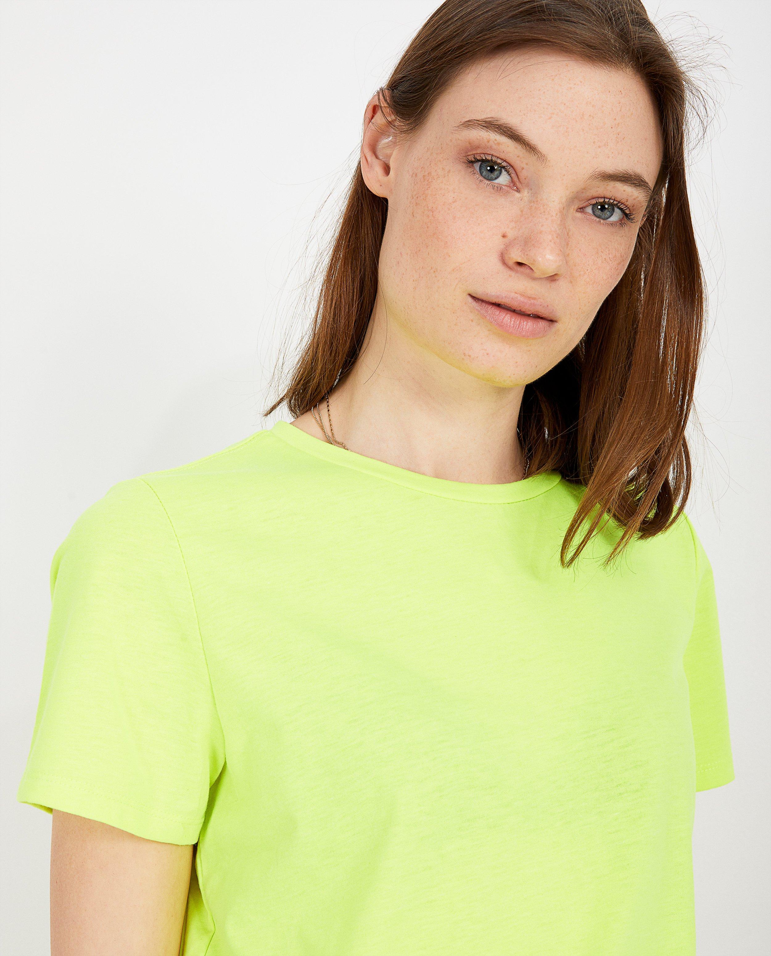 T-shirts - 
