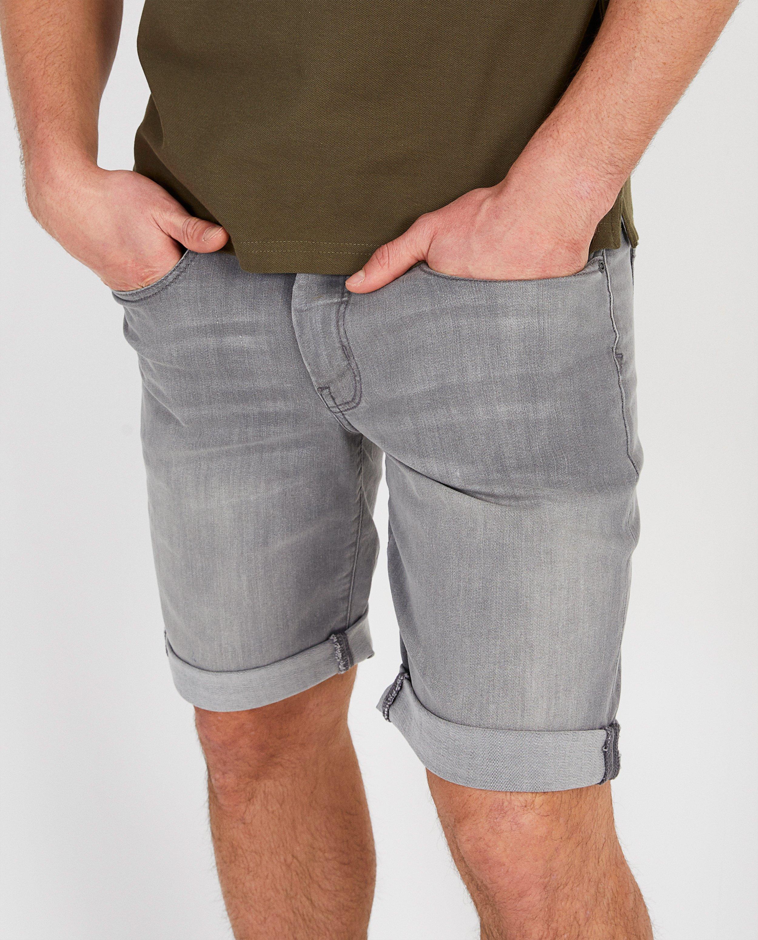 Shorten - Lichtgrijze bermuda van denim