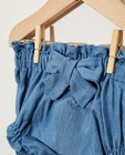 Shorts - Culotte bleue avec un nœud papillon