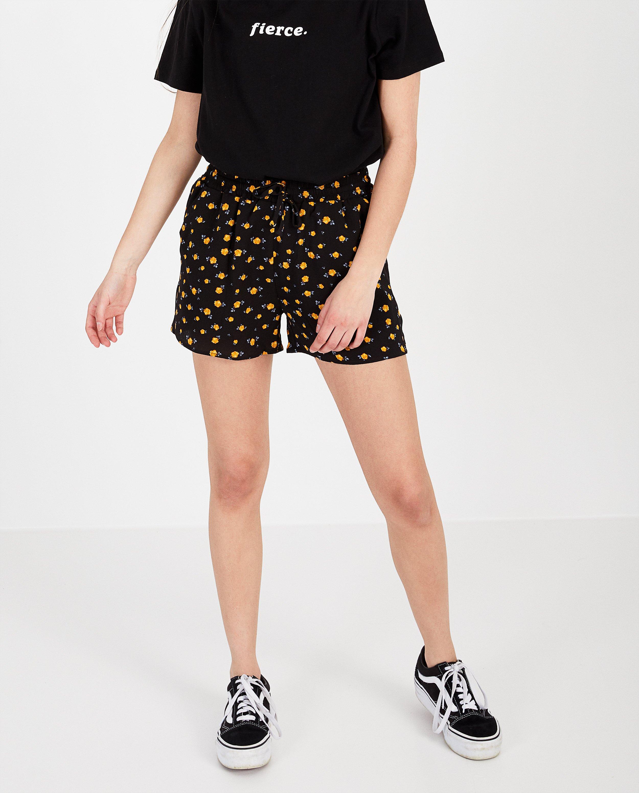 Shorts - 