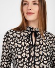 Hemden - Zwarte blouse met bloemenprint