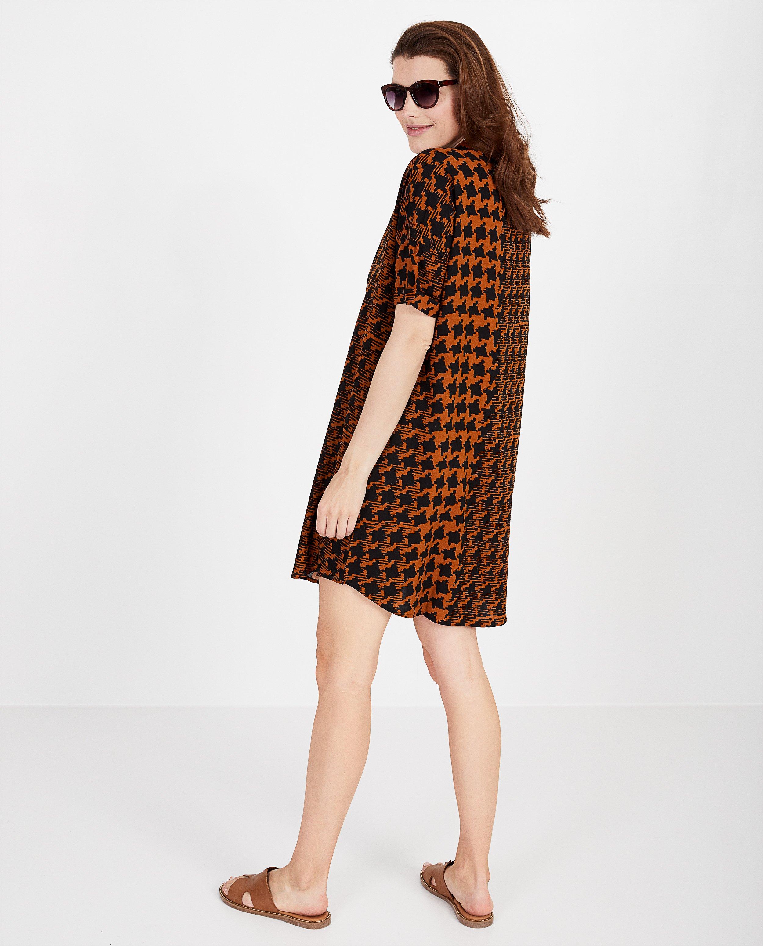 Zwarte jurk met print - Product Detail - meerkleurig - afbeelding nummer 3