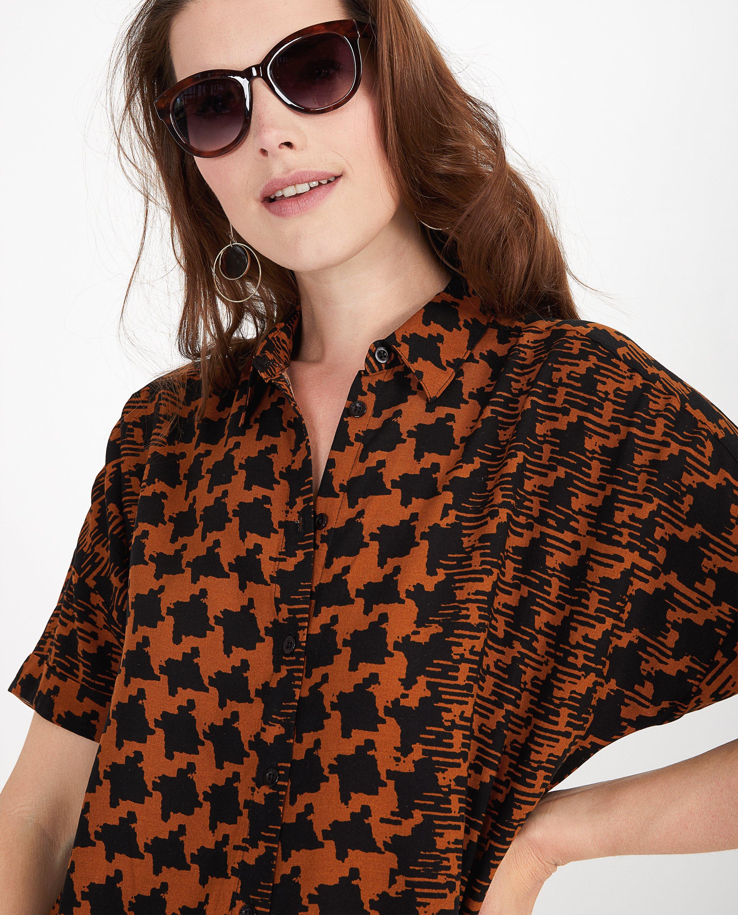 Zwarte jurk met print - Product Detail - meerkleurig - afbeelding nummer 4