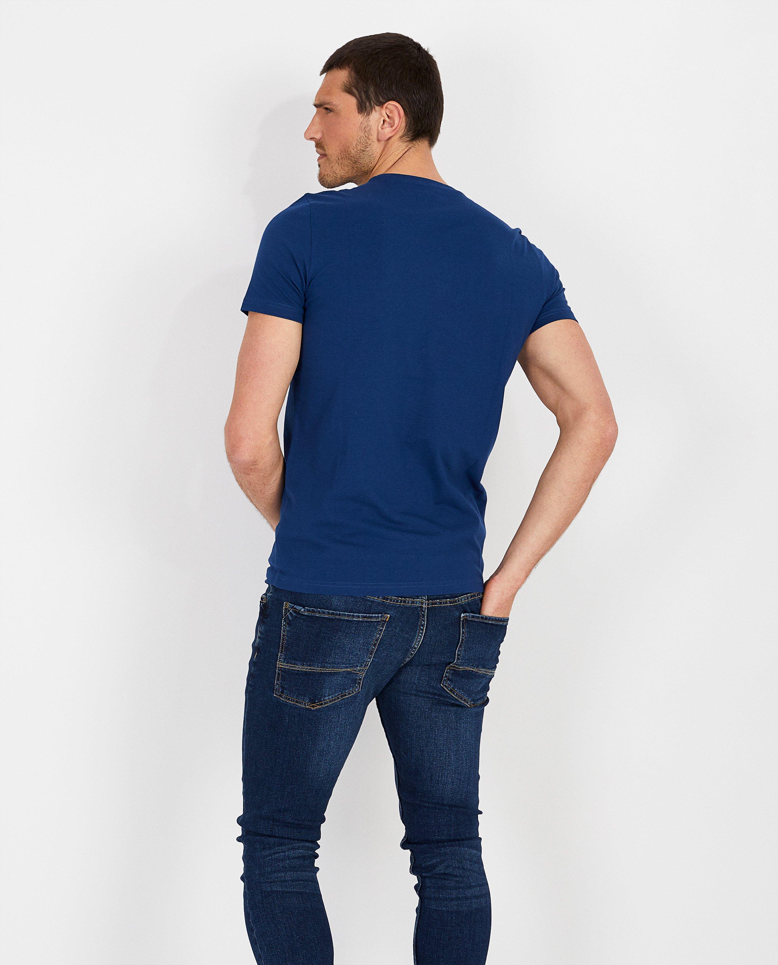 T-shirts - 