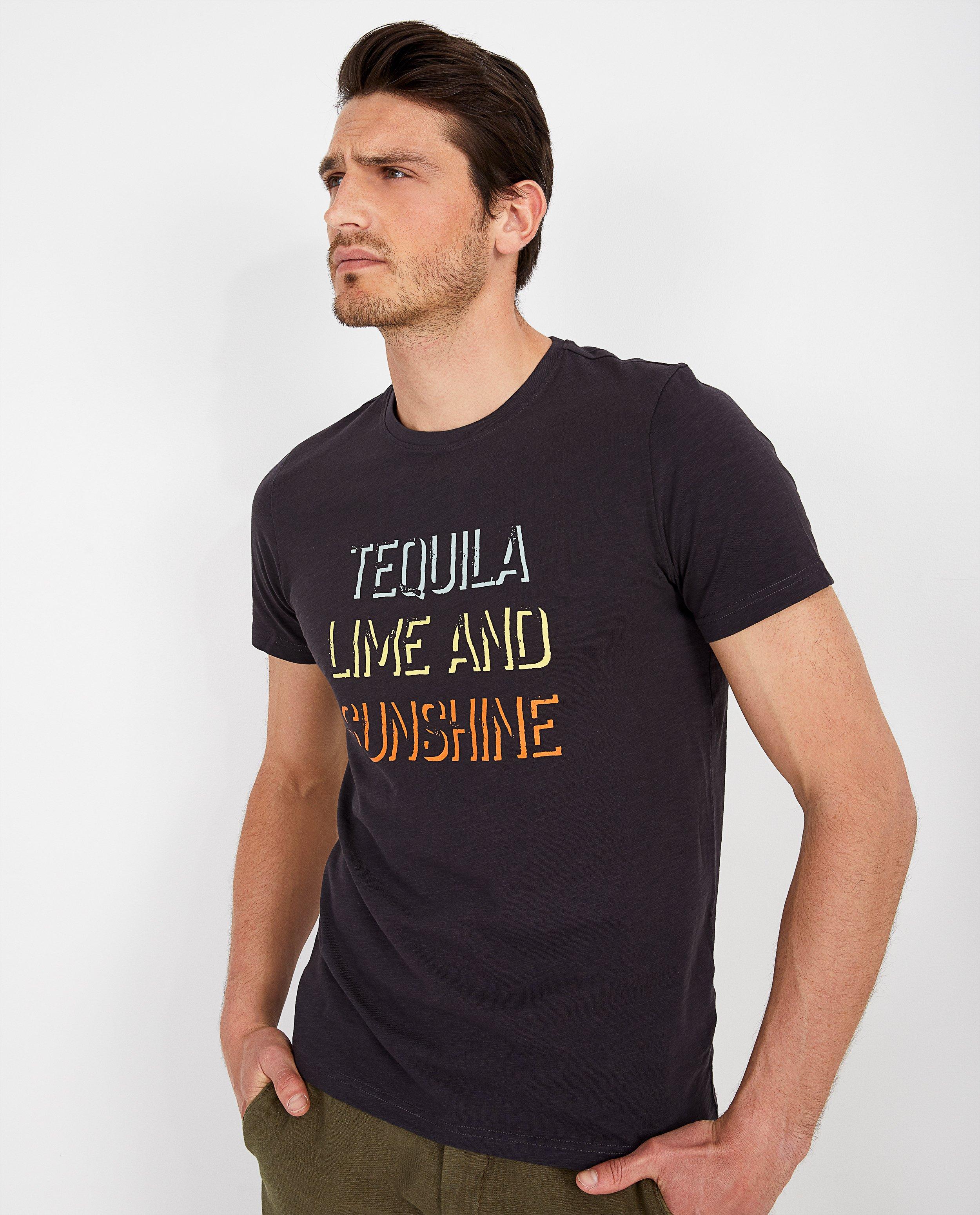 T-shirts - 