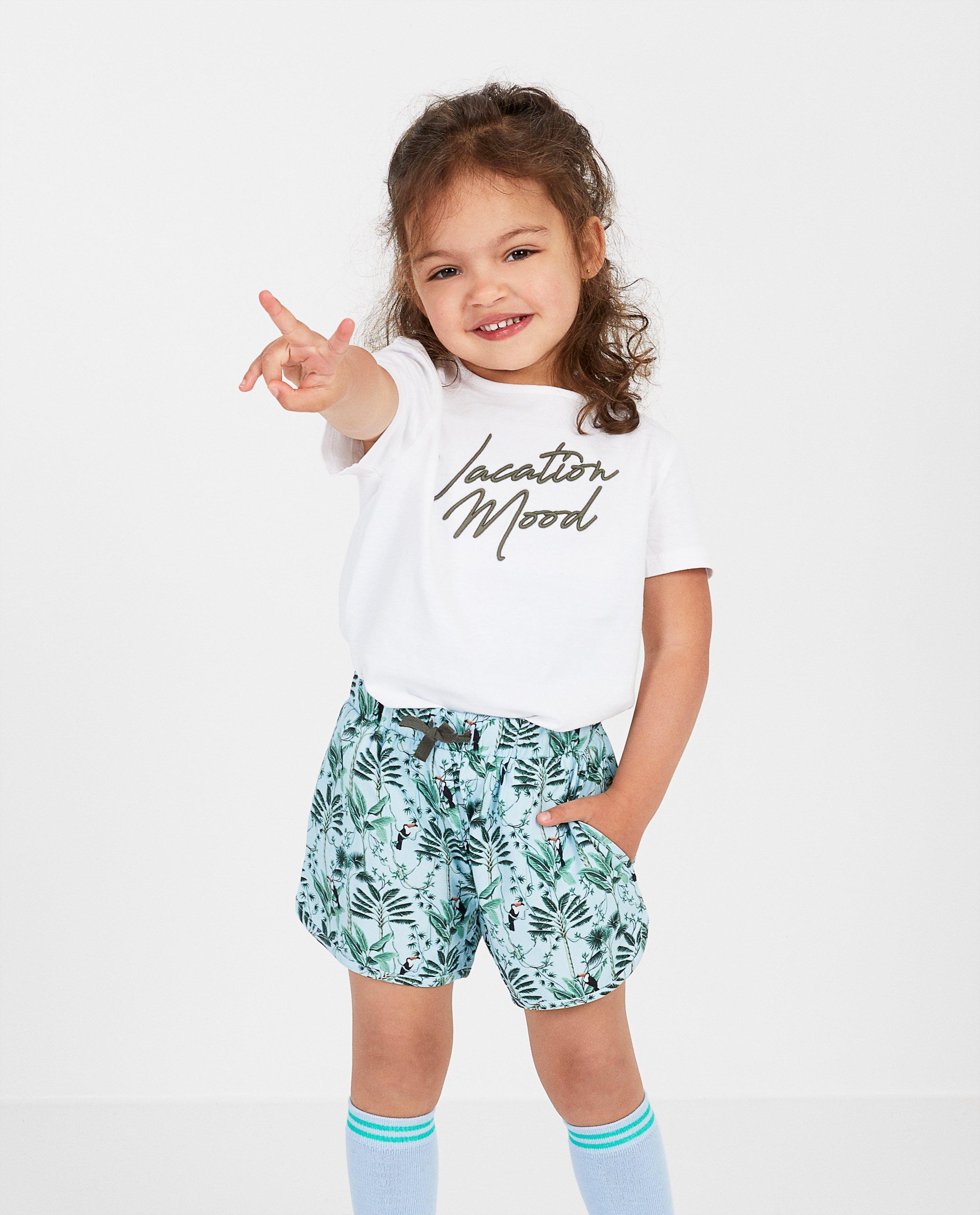 T-shirts - 