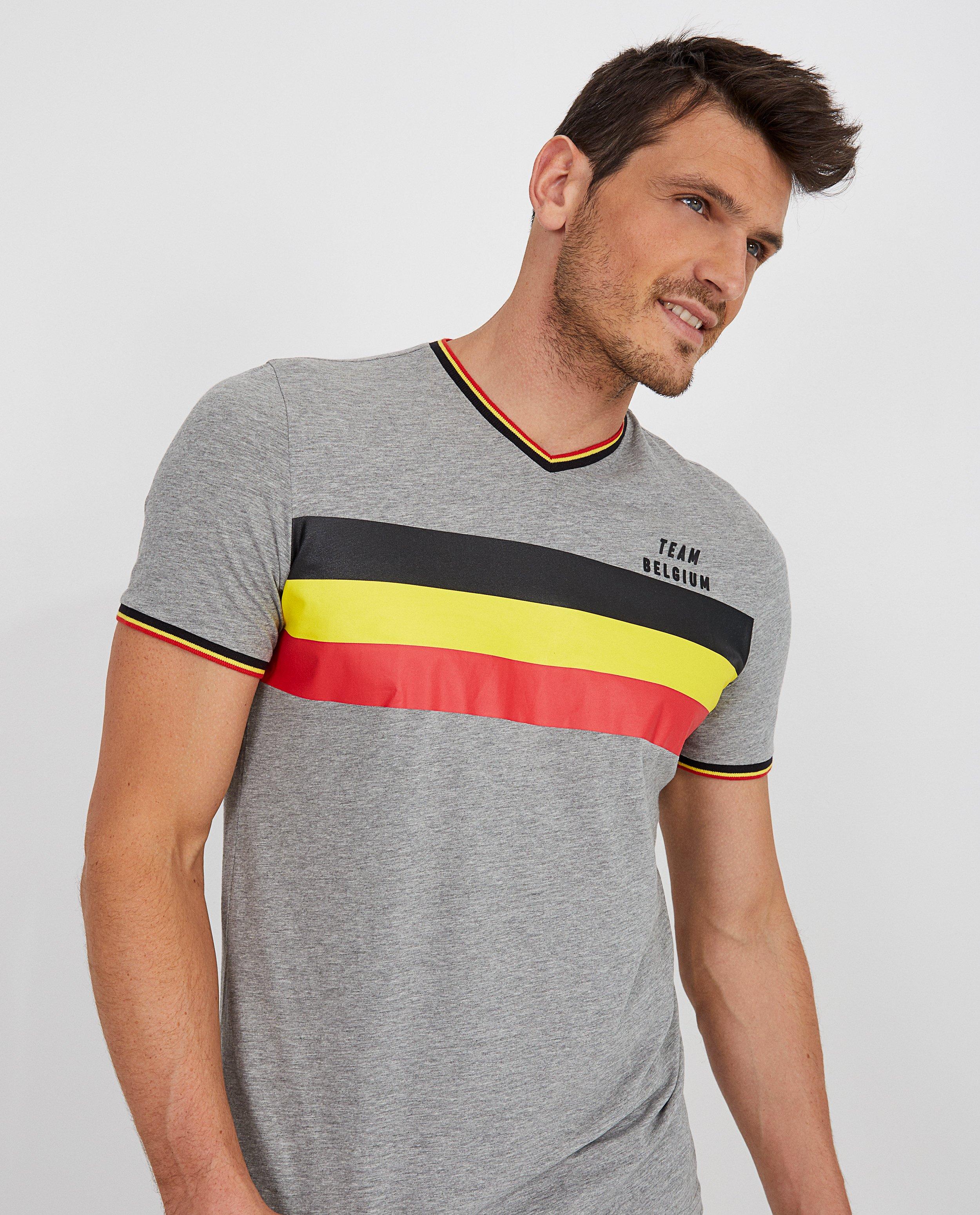 T-shirts - 