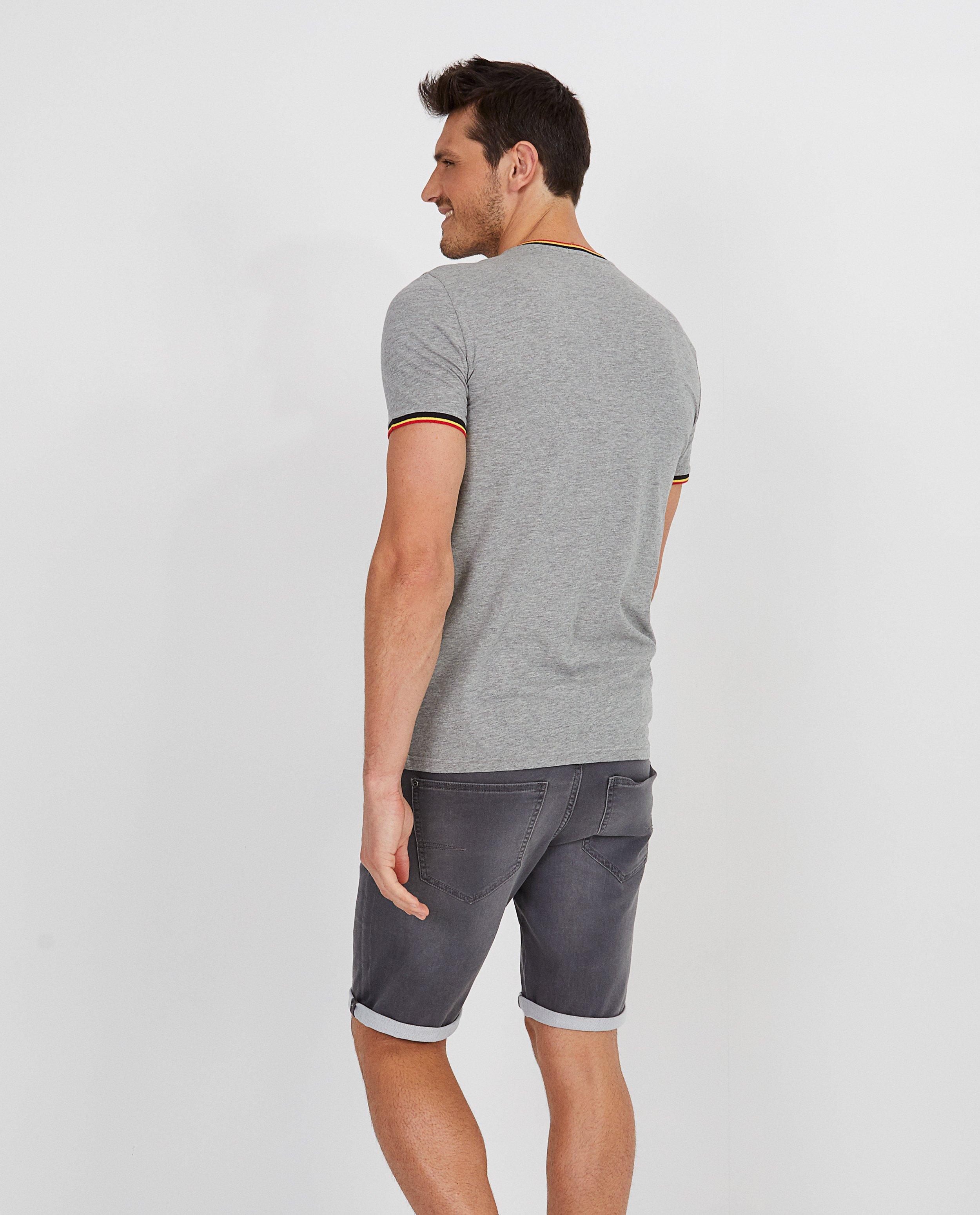 T-shirts - 