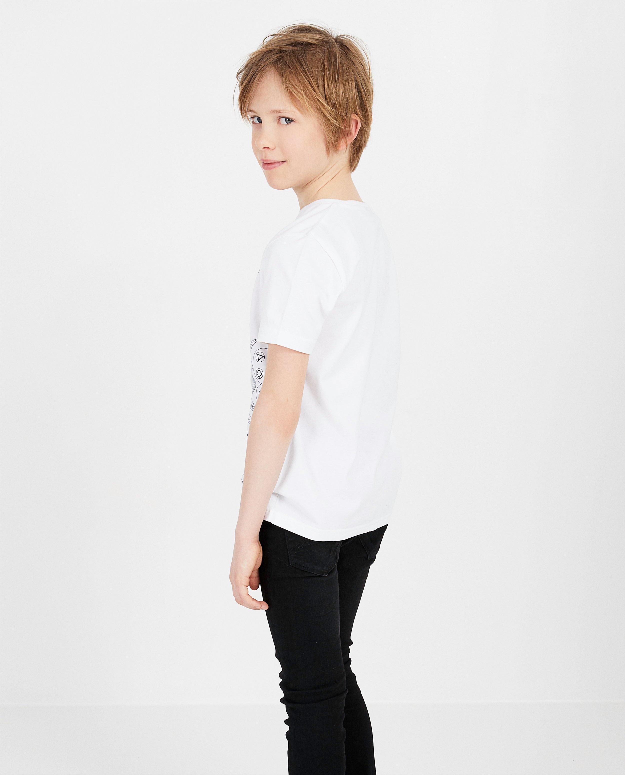 T-shirts - 