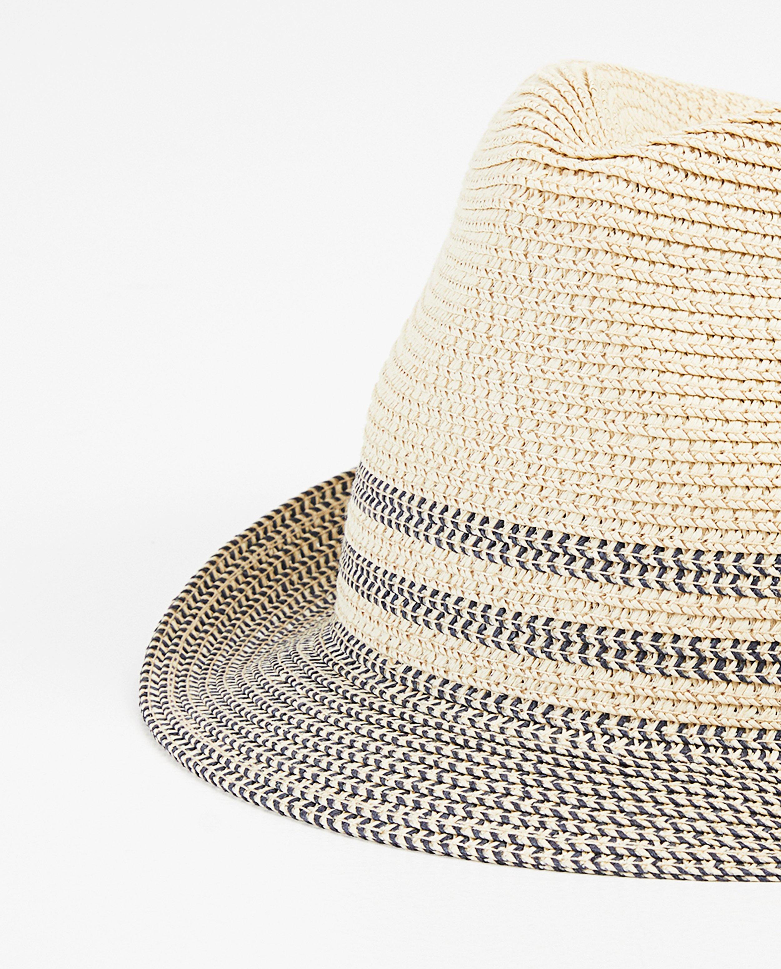 Breigoed - Beige hoed met blauw