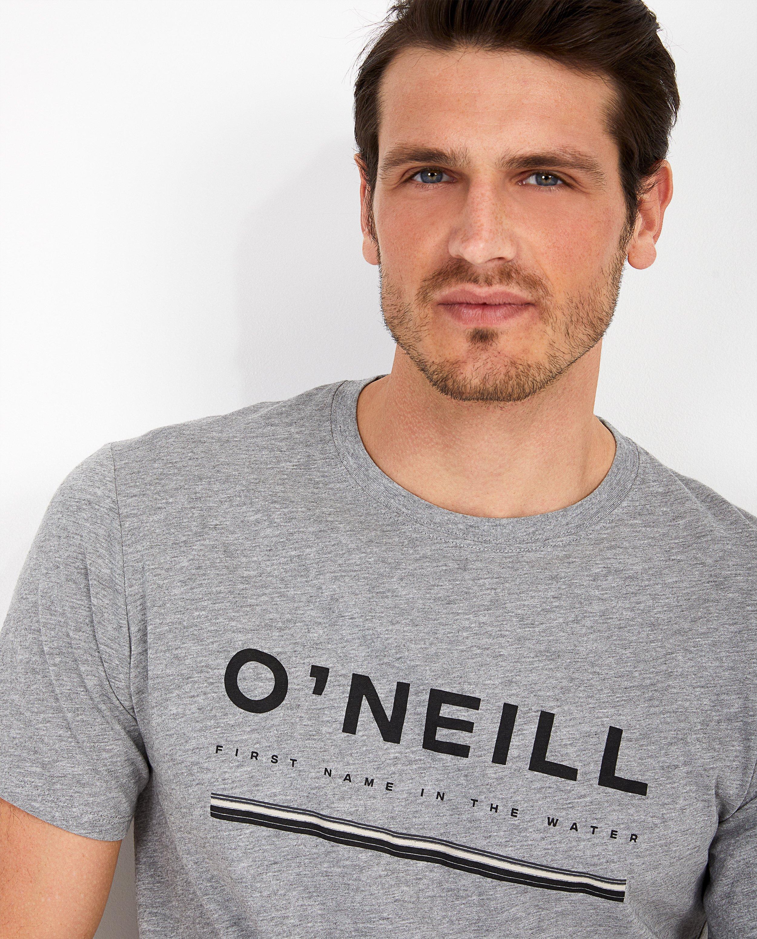 T-shirts - 