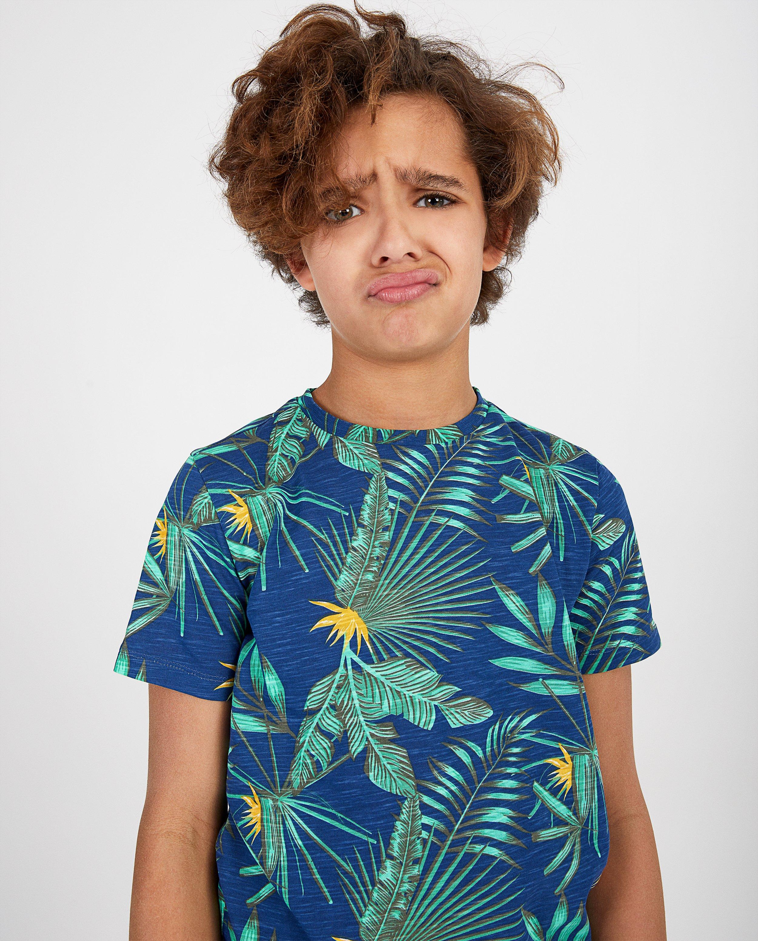 T-shirts - 