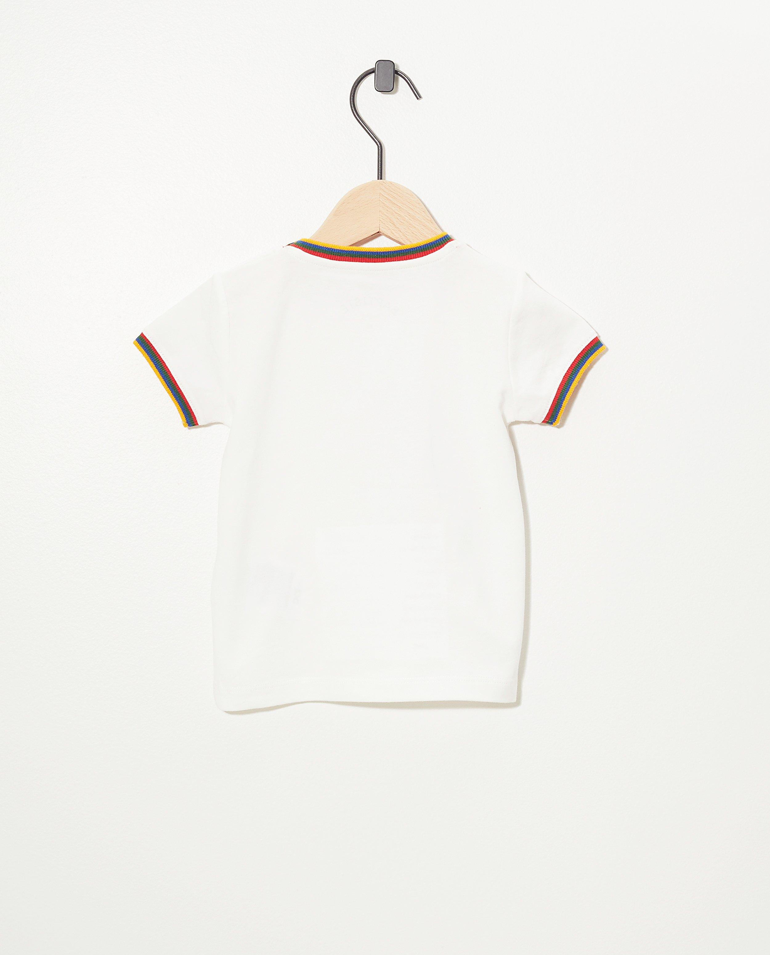 T-shirts - 