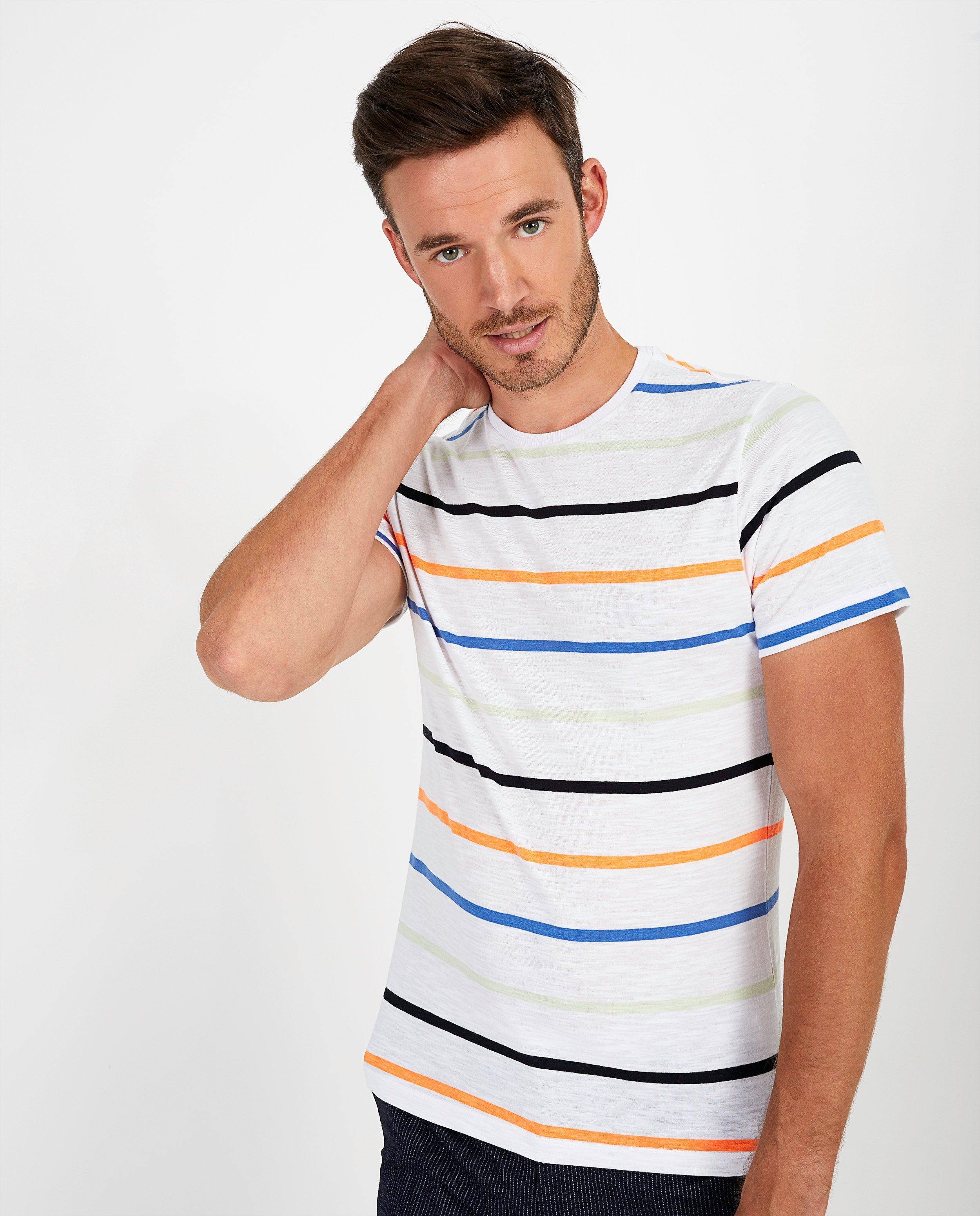 T-shirts - 