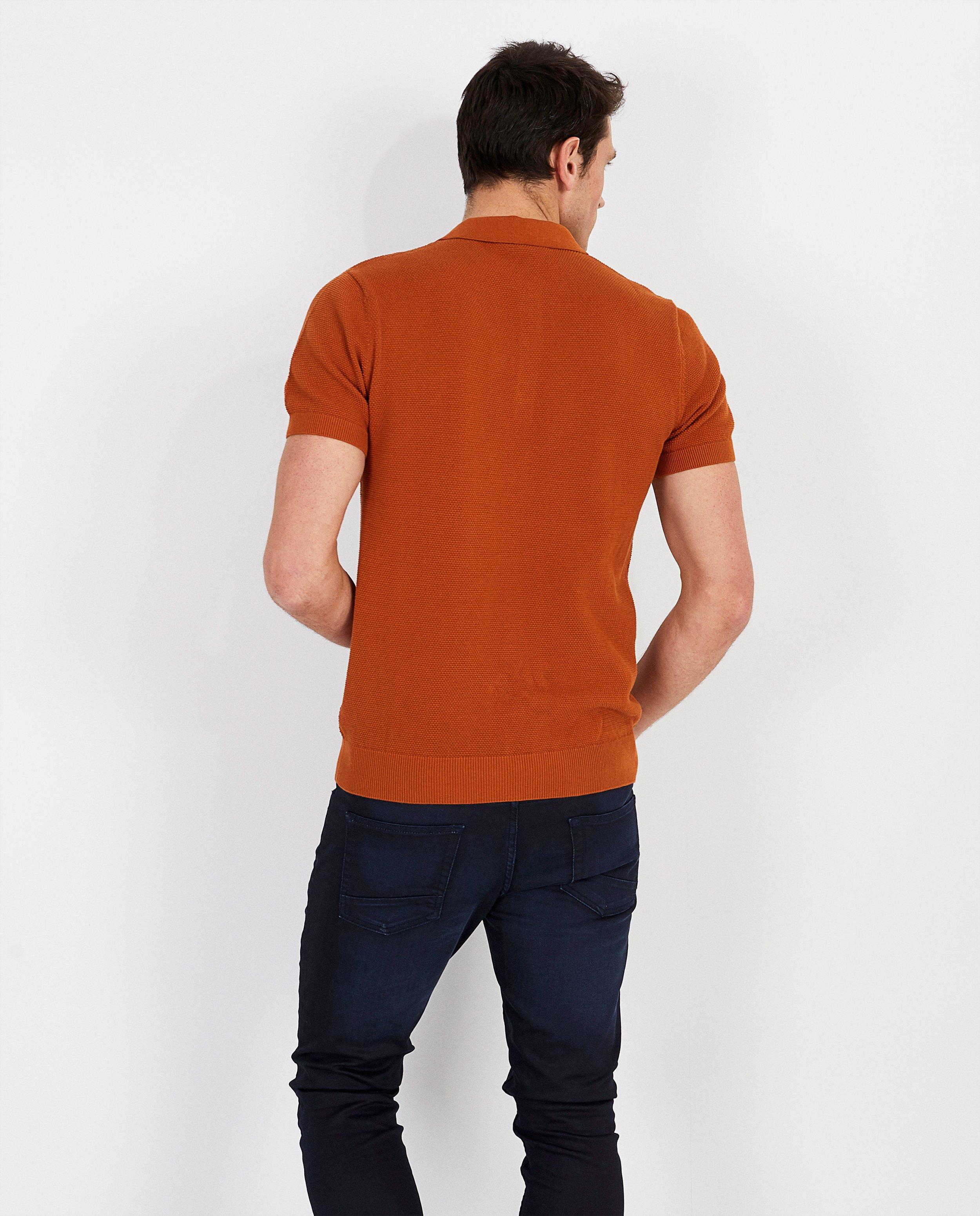 Polo's - 
