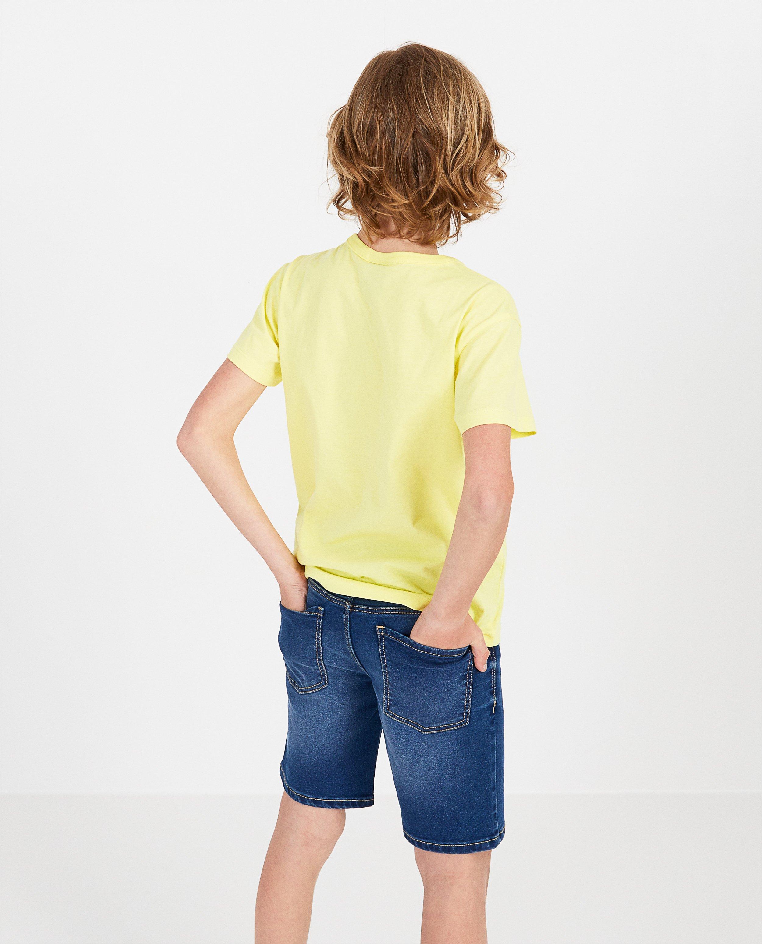 T-shirts - 