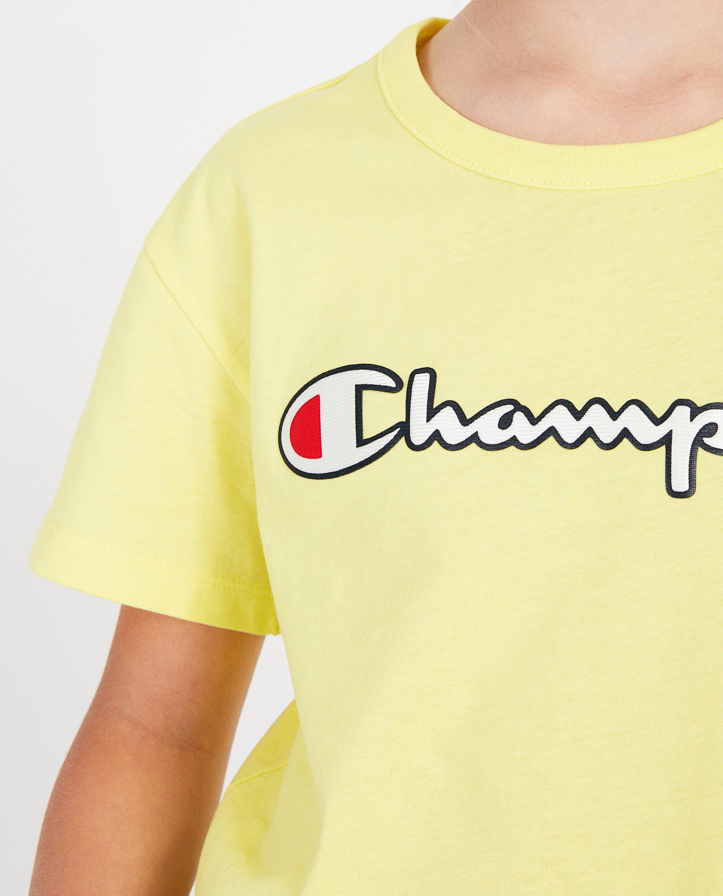 T-shirts - 