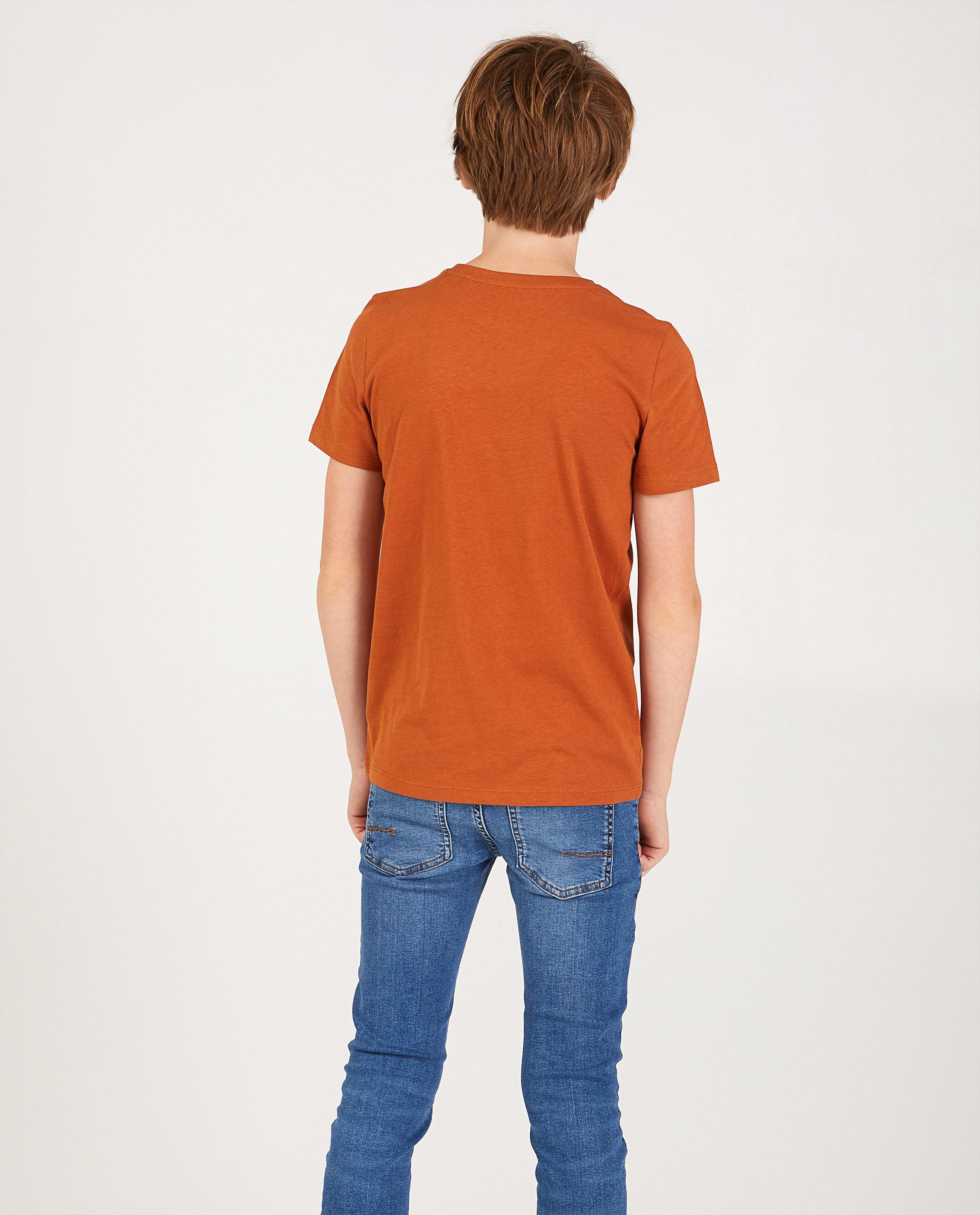 T-shirts - 