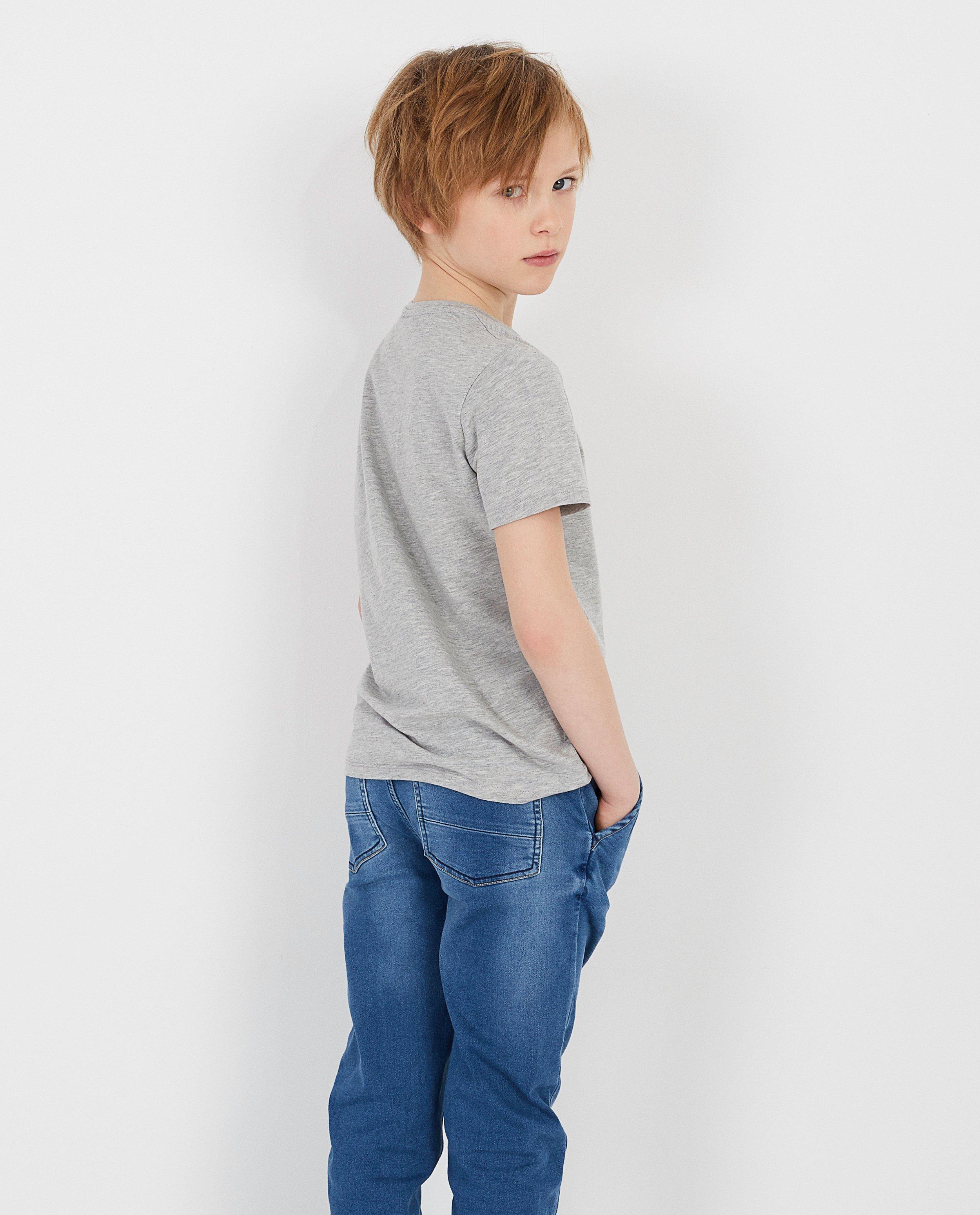 T-shirts - 