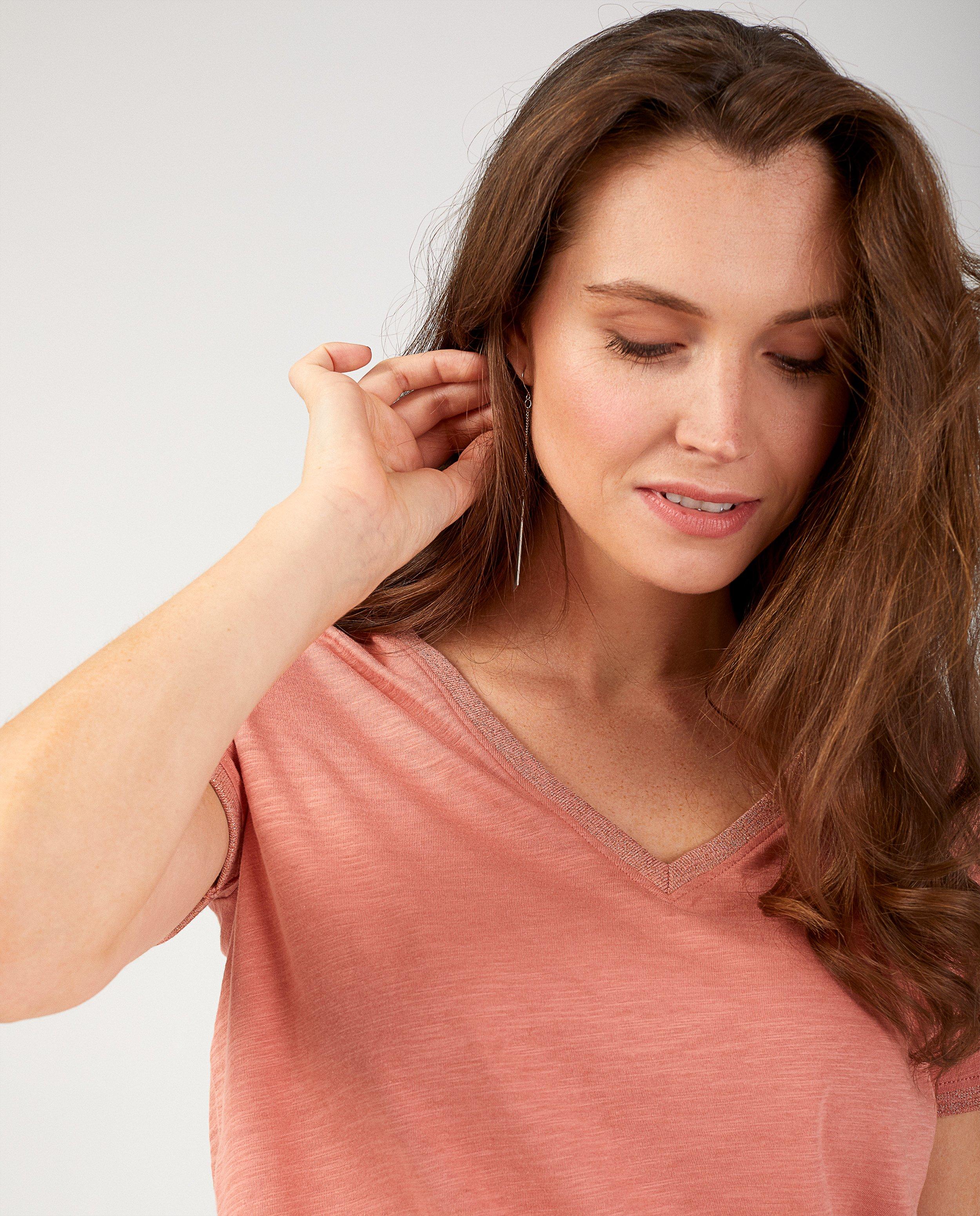 T-shirts - 