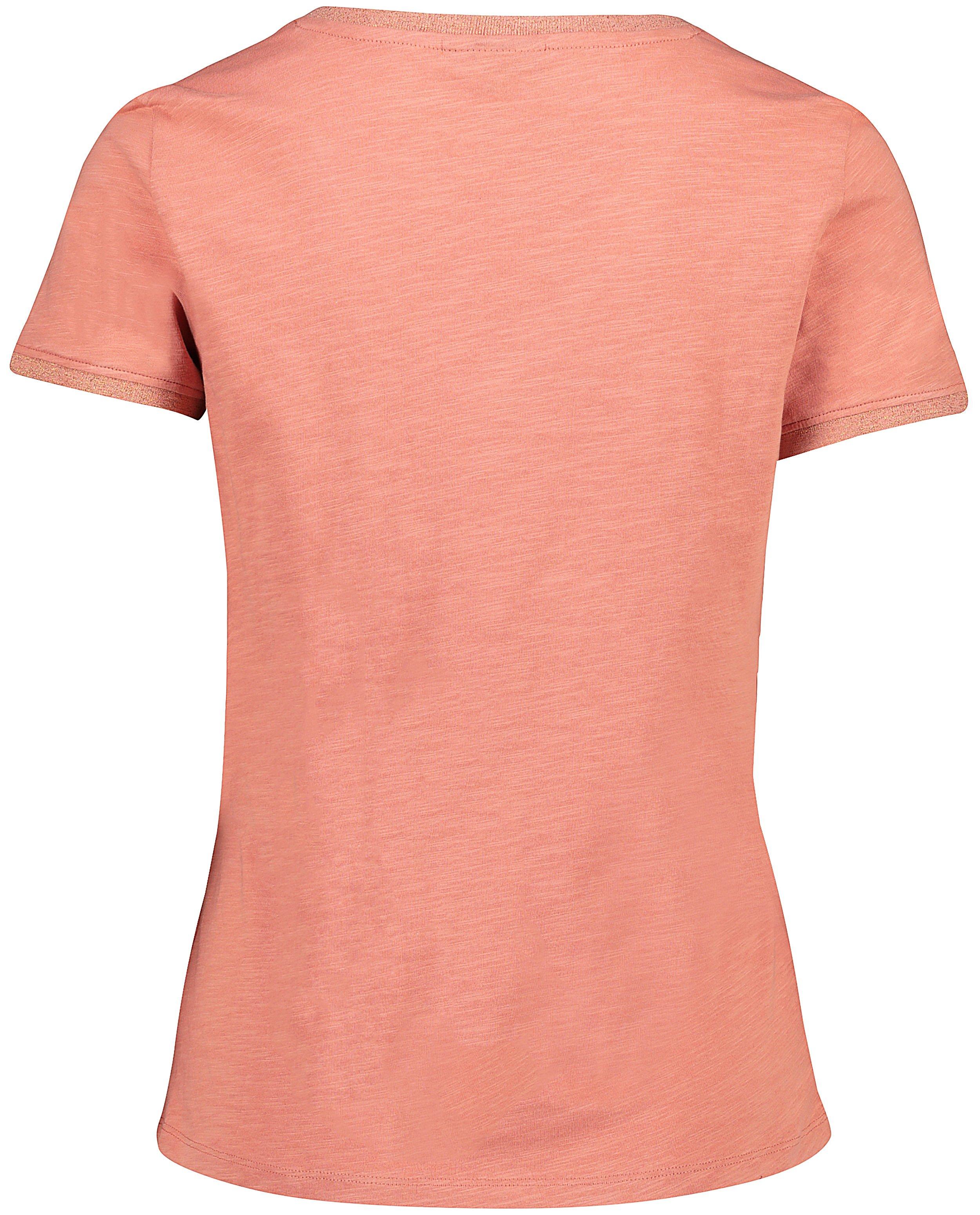 T-shirts - 
