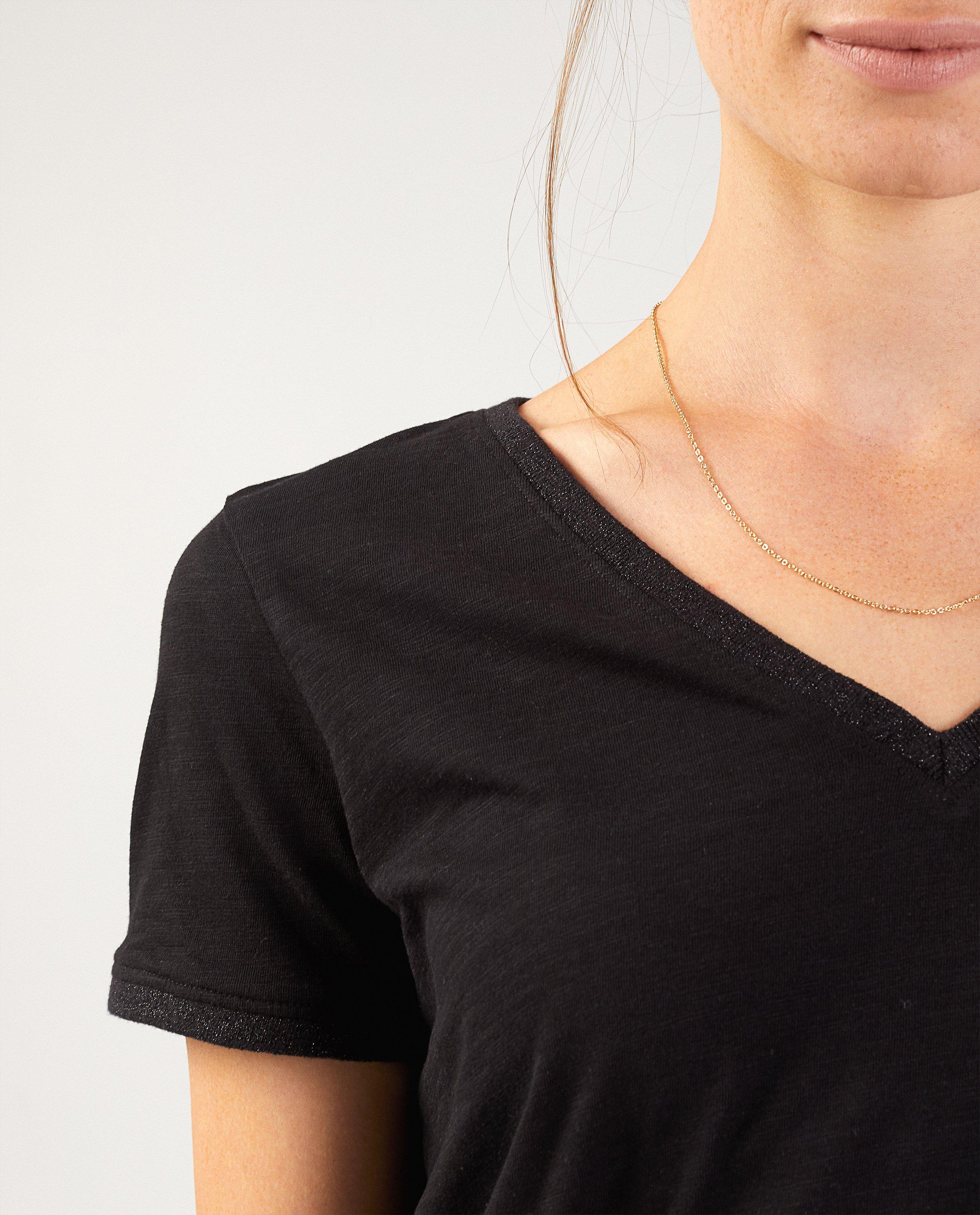 T-shirts - 