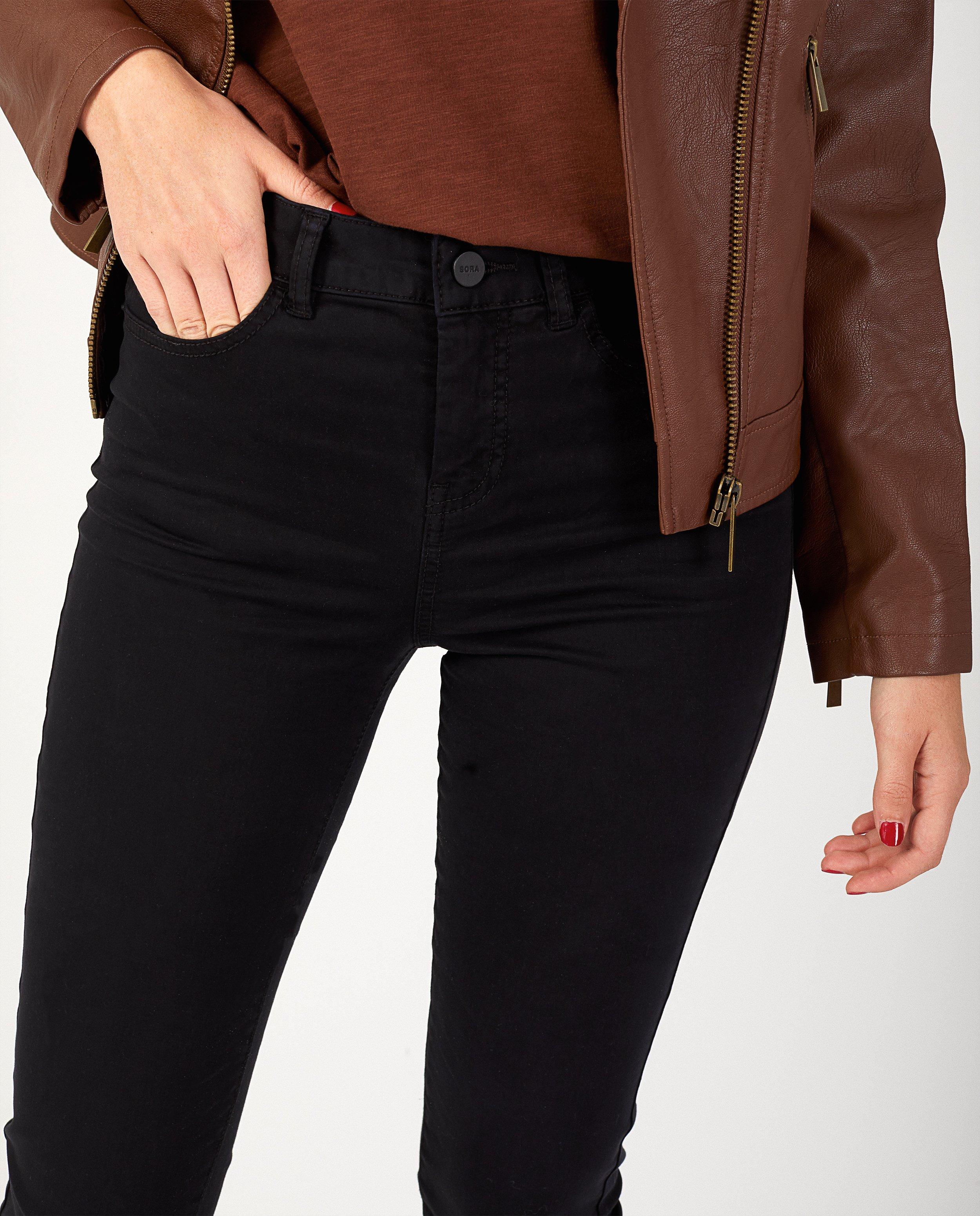 Broeken - Zwarte broek Sora - slim fit