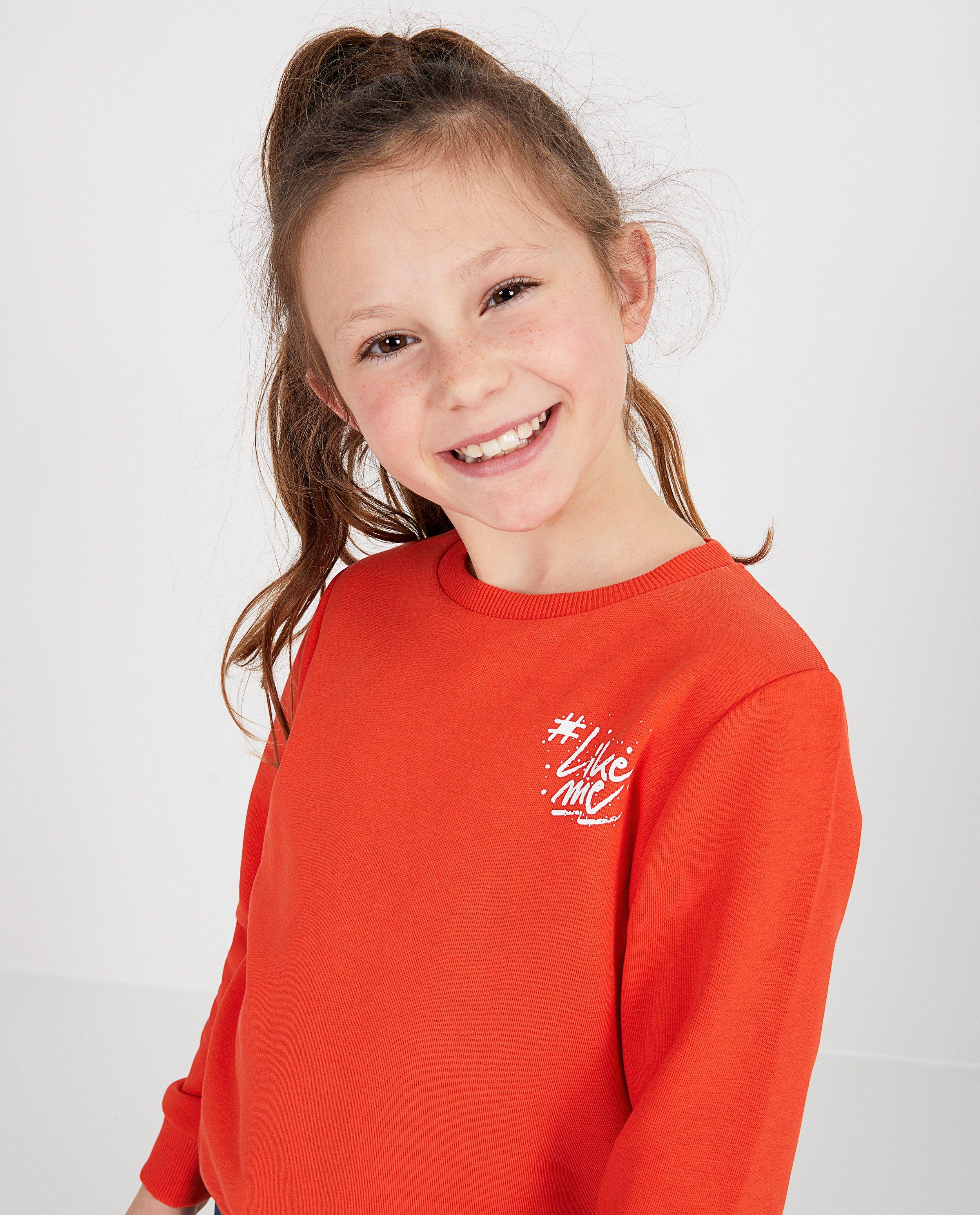 Sweaters - Rode sweater met opschrift #LikeMe